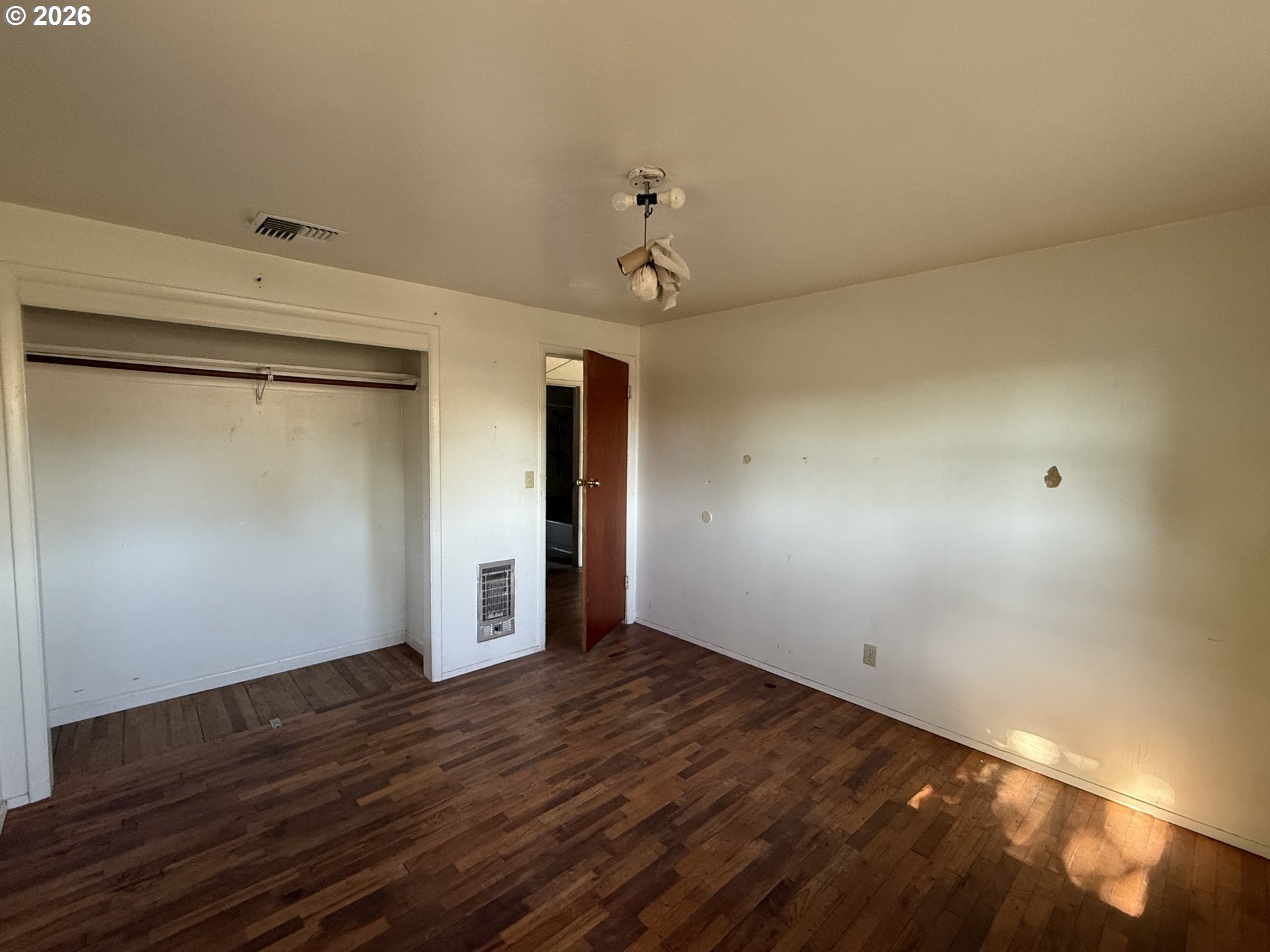 Property photo 18 of 25