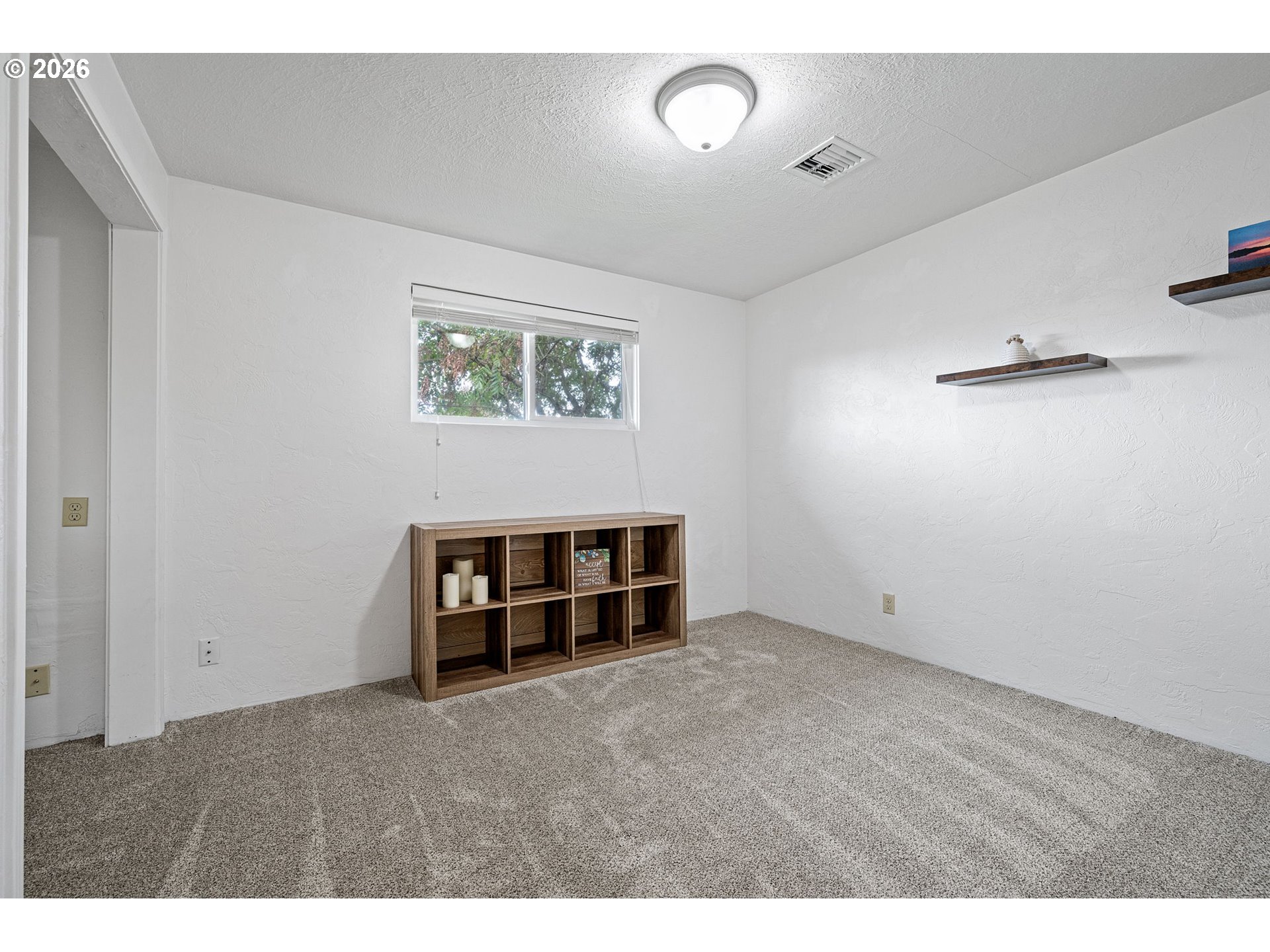 Property photo 22 of 35