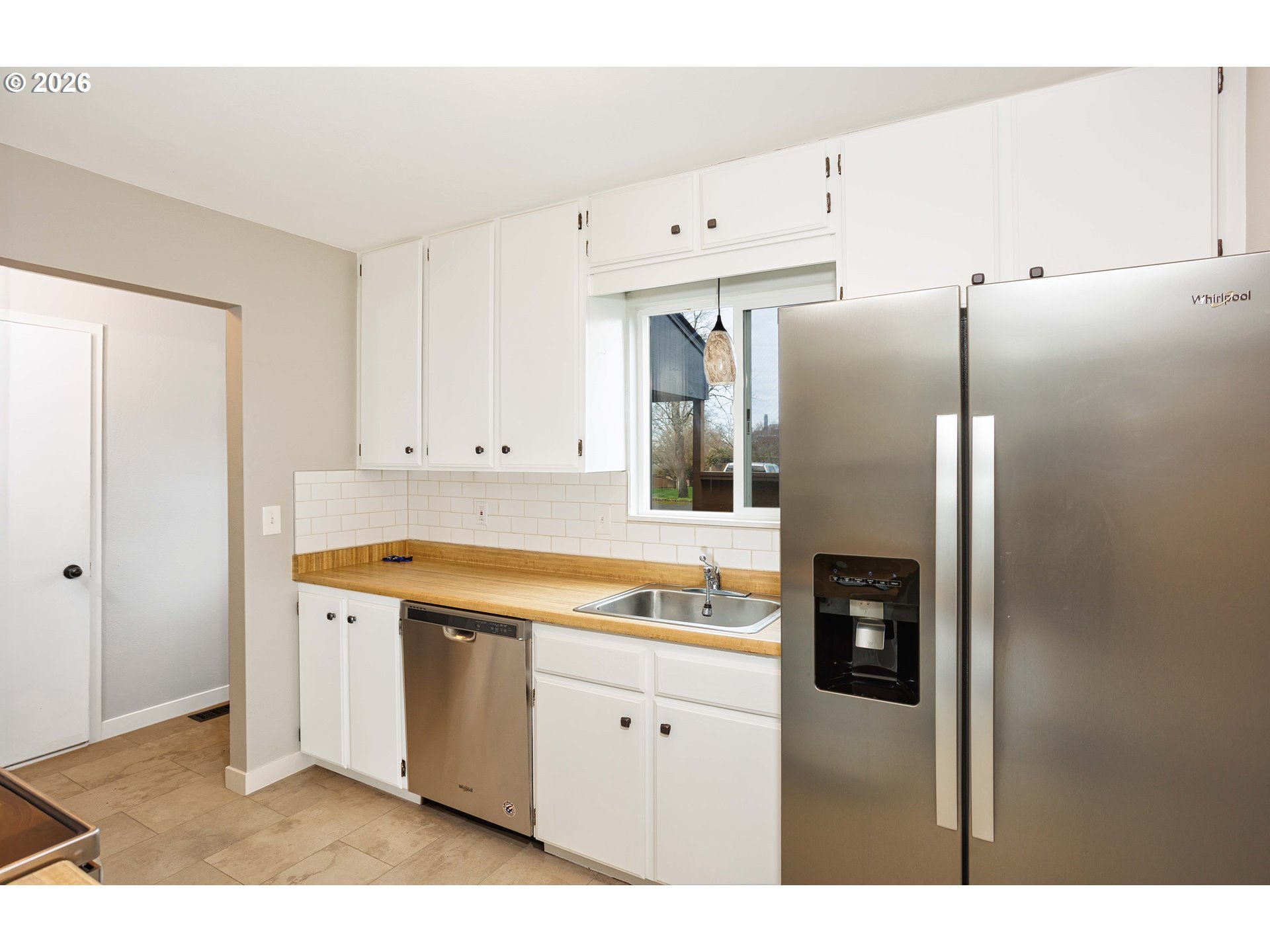 Photo #5: 558227138 Listing: Photo #5