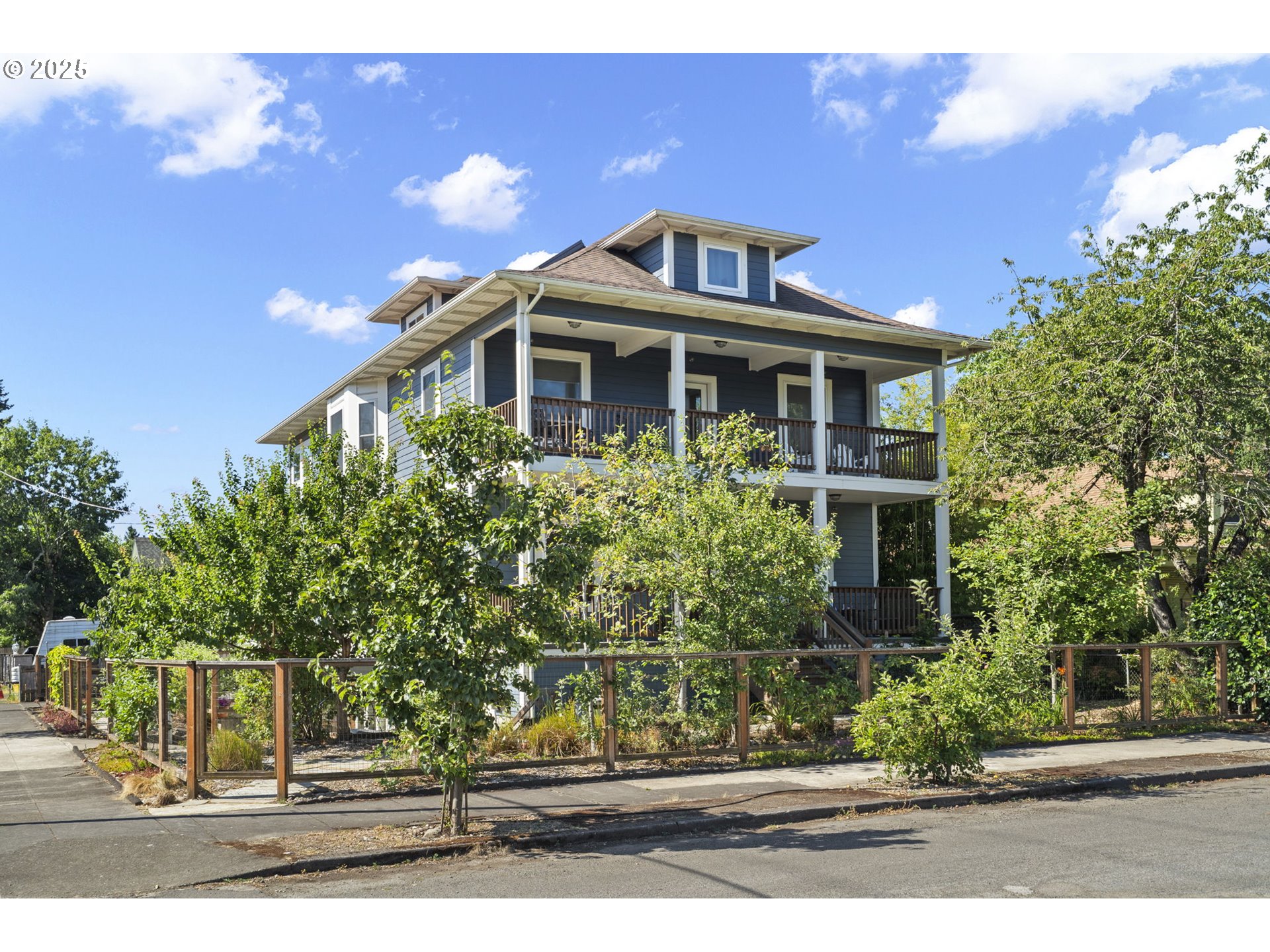 Photo #2: 558826715 Listing 