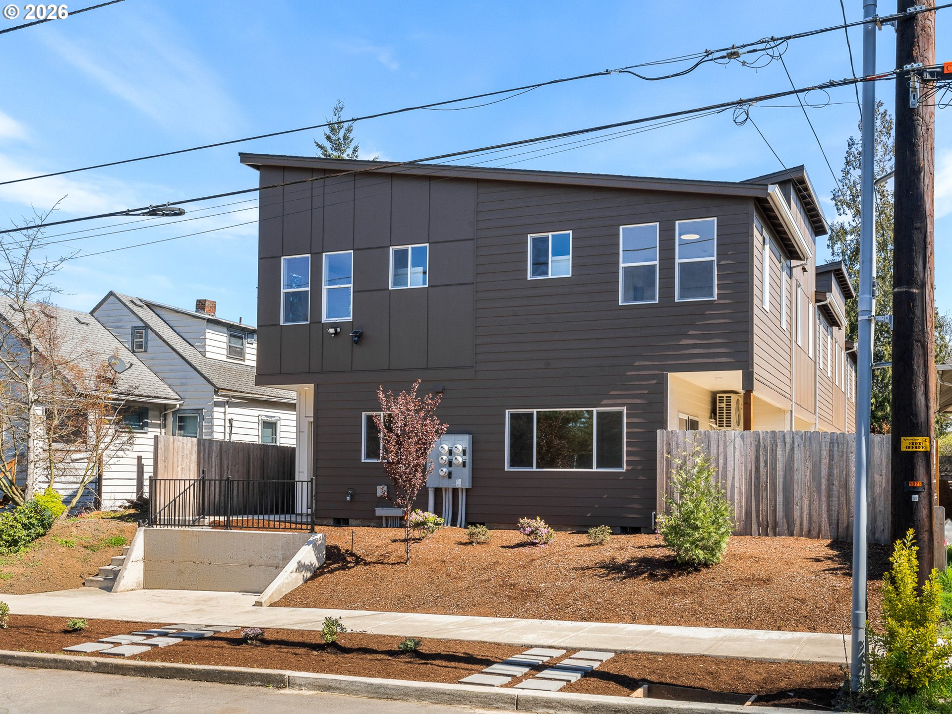 Photo #1: 559379702 Listing: Photo #1