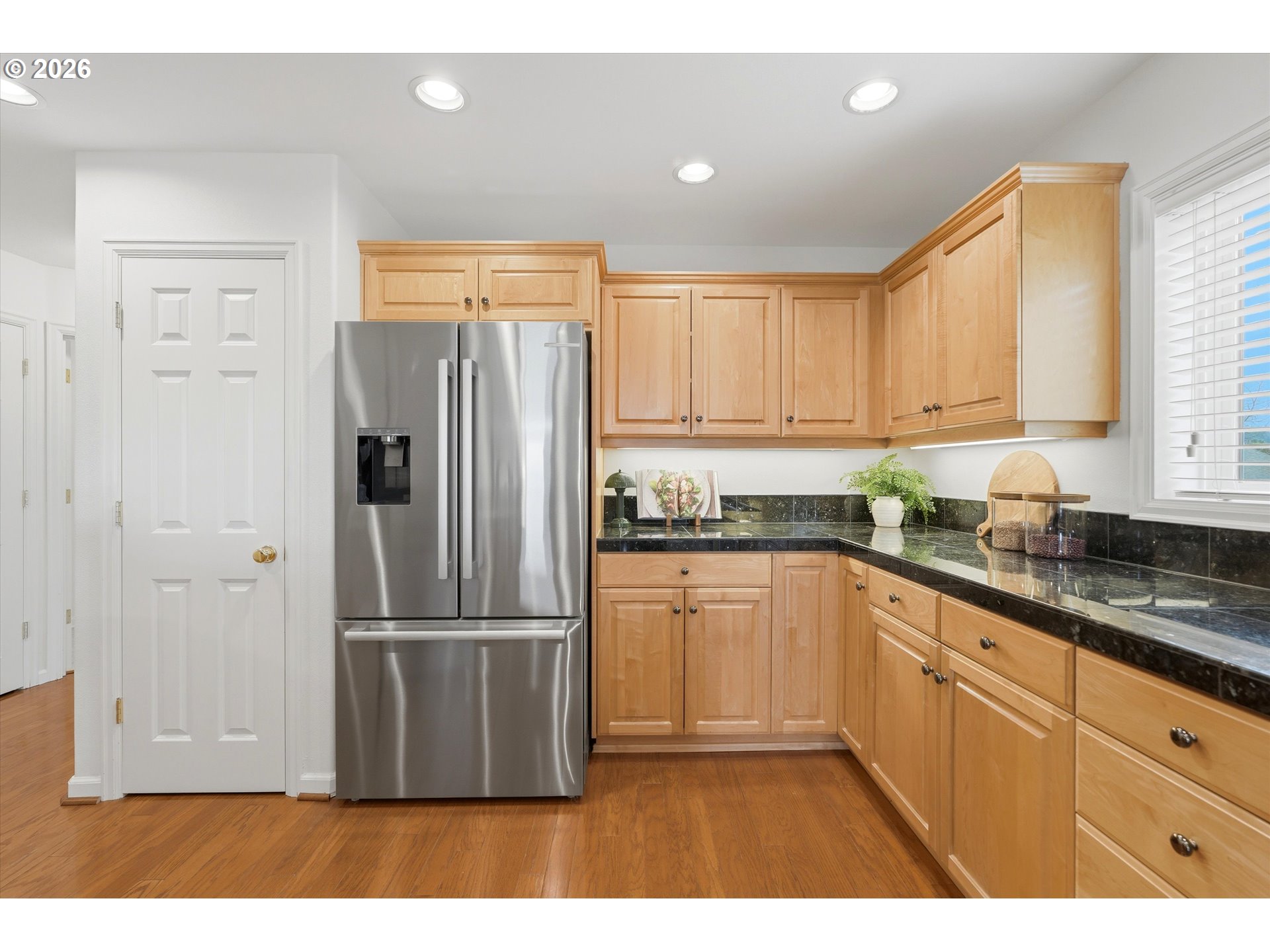 Photo #6: 559548117 Listing: Photo #6