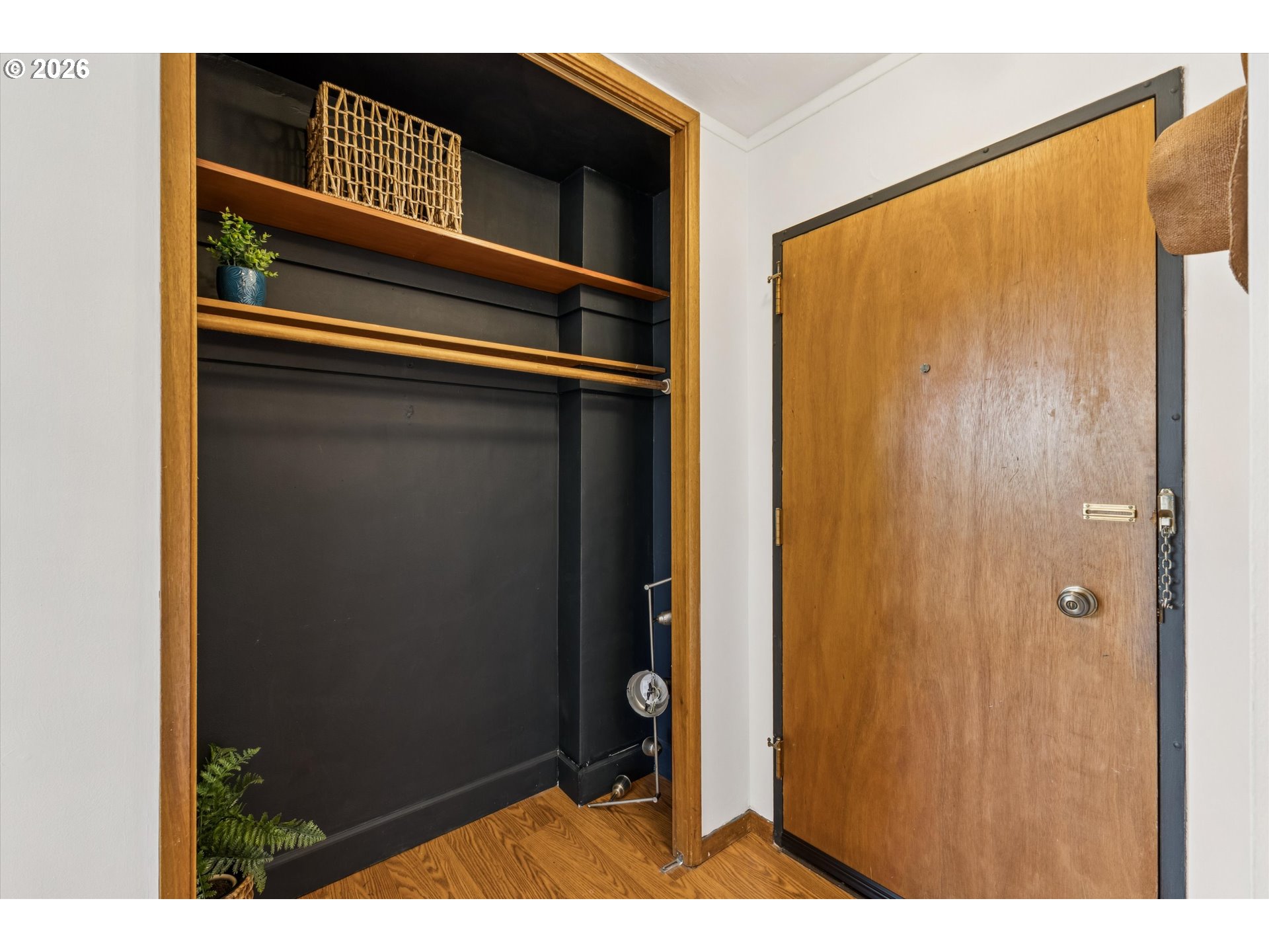 Photo #6: 559574330 Listing: Photo #6