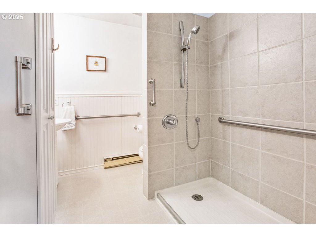 Photo #11: 559815705 Listing: Photo #11