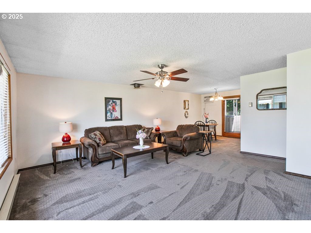 Photo #3: 559815705 Listing 
