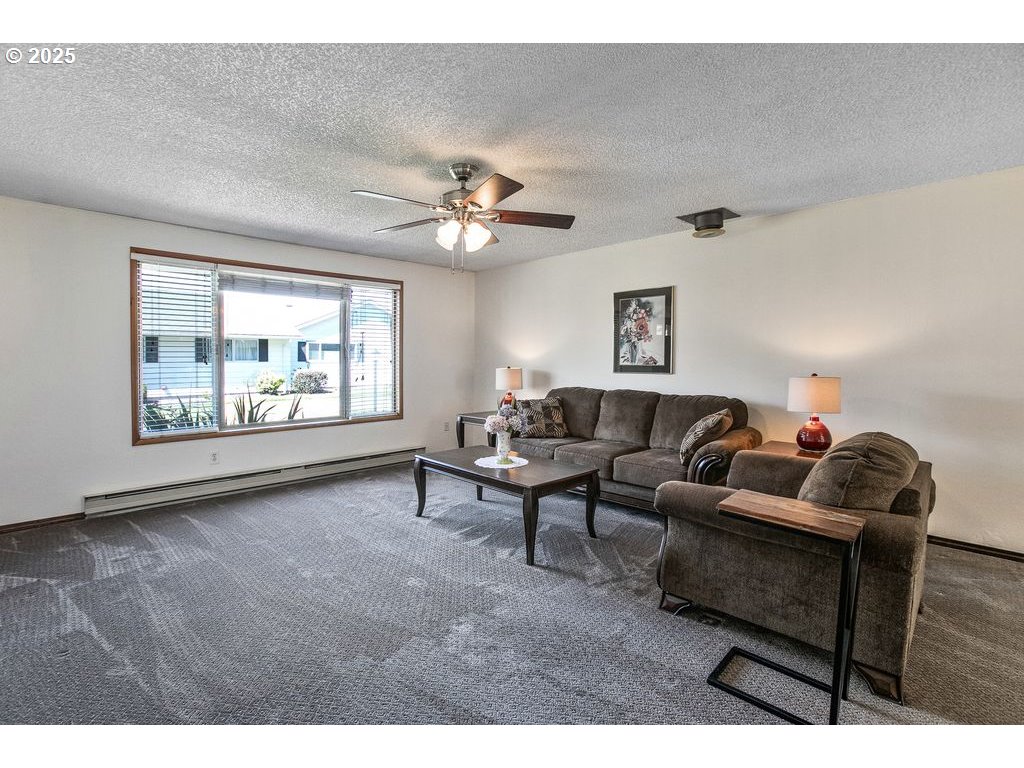 Photo #4: 559815705 Listing 