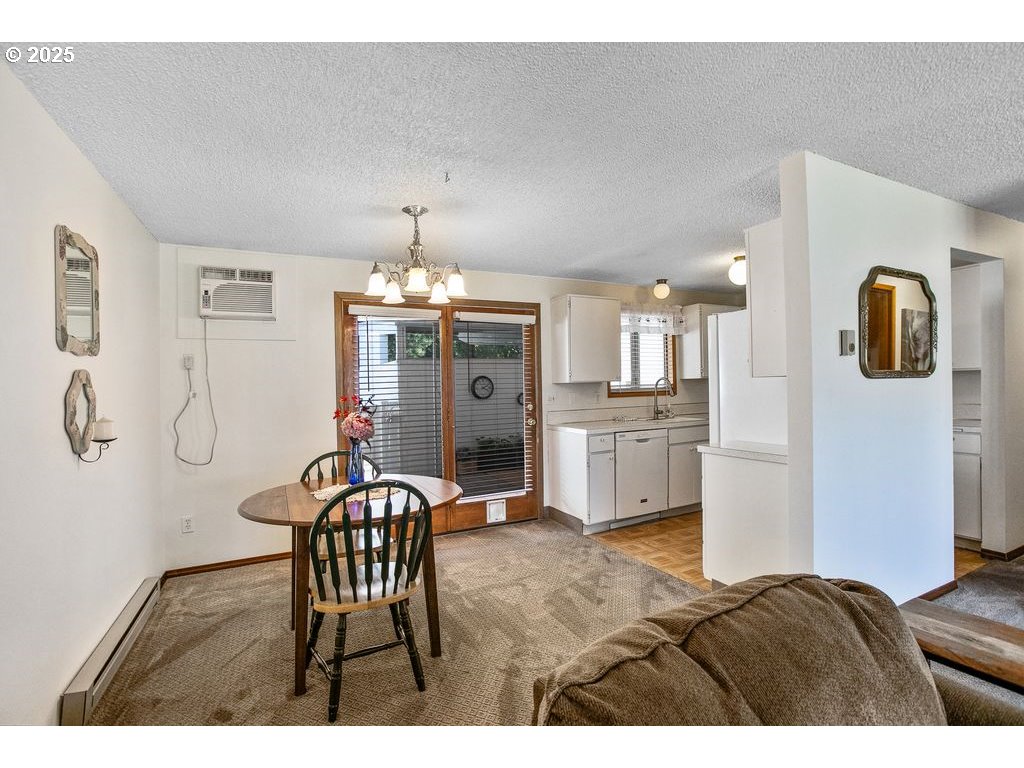 Photo #5: 559815705 Listing 