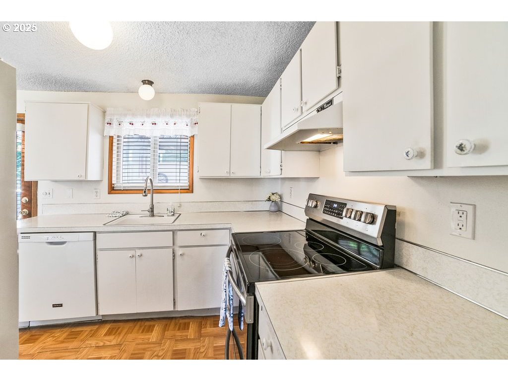 Photo #14: 559815705 Listing: Photo #14