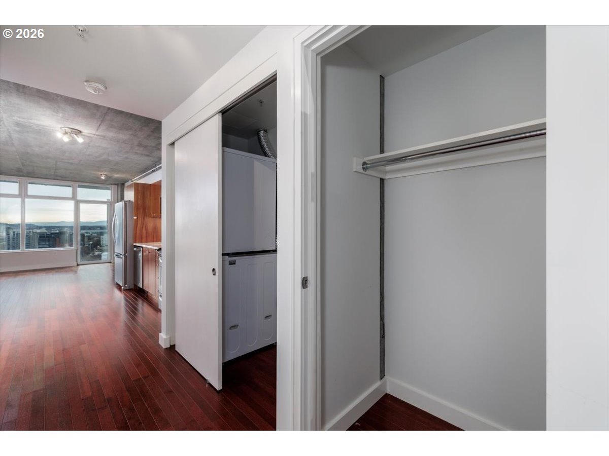 Photo #8: 560649132 Listing: Photo #8