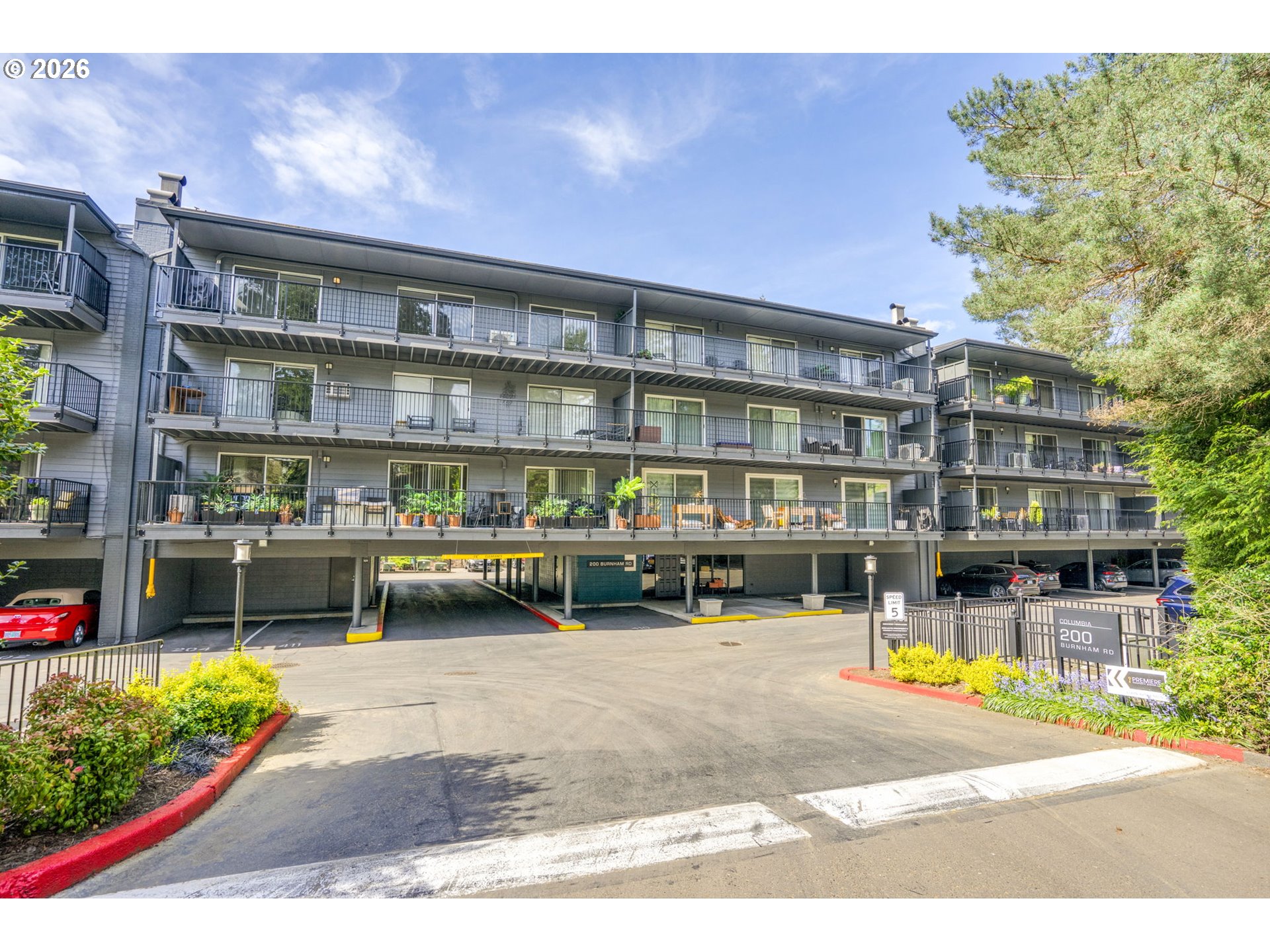 Photo #2: 560783527 Listing: Photo #2