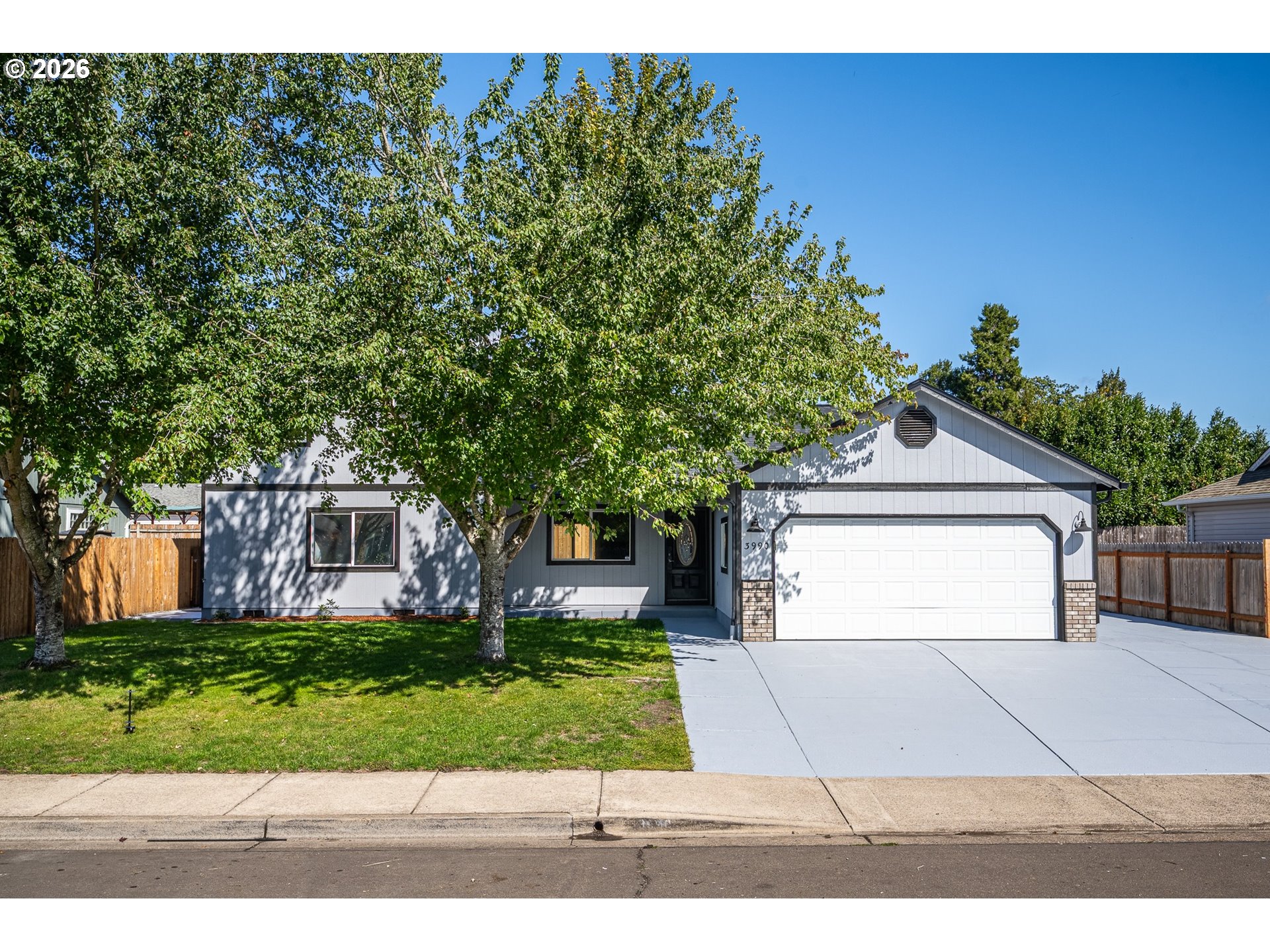 3990 DOUGLAS DR, Springfield, OR 97478, Springfield