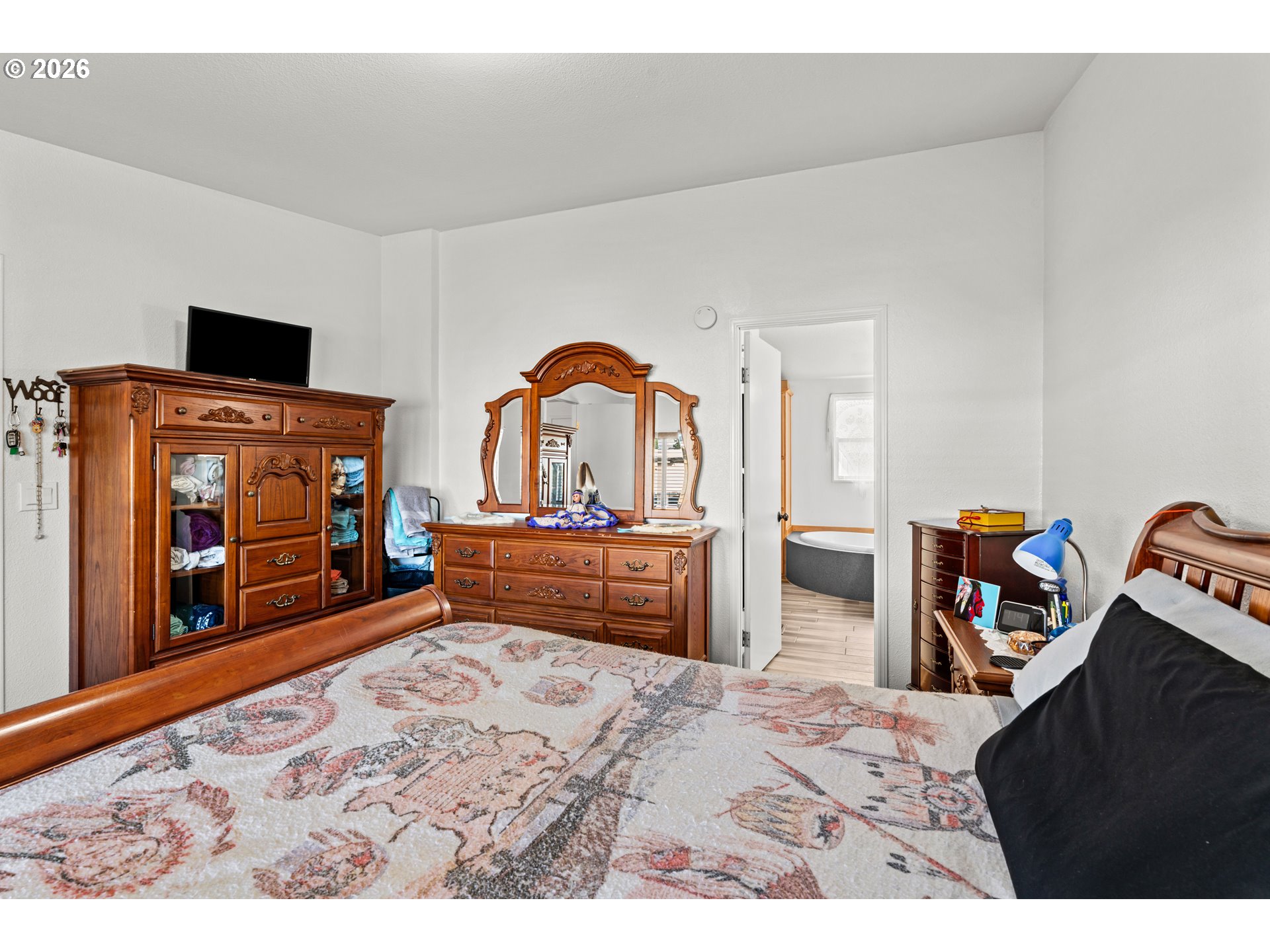 Property photo 23 of 32