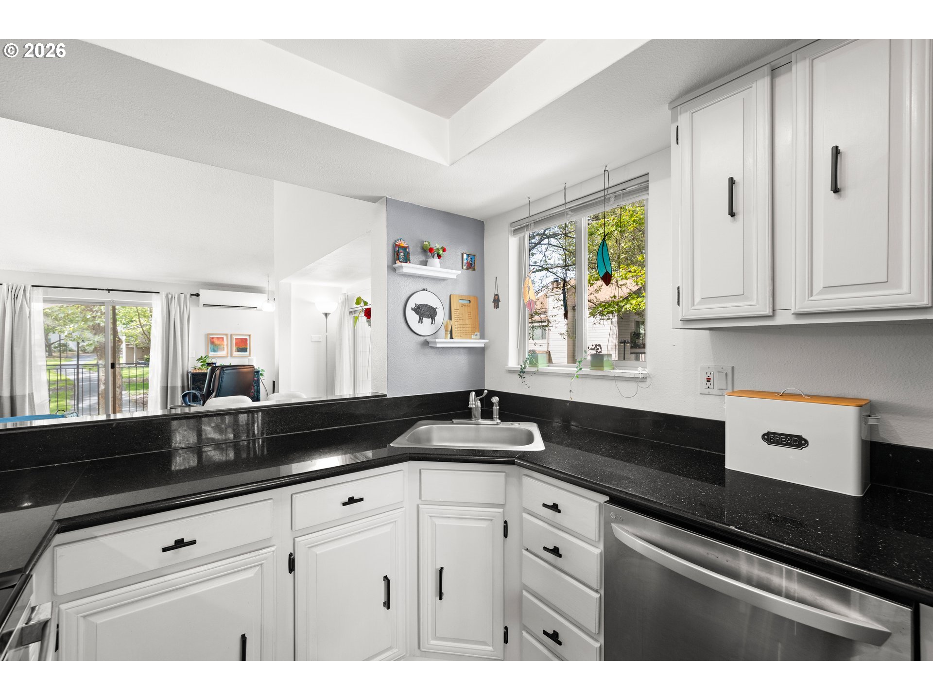 Photo #20: 561316869 Listing: Photo #20