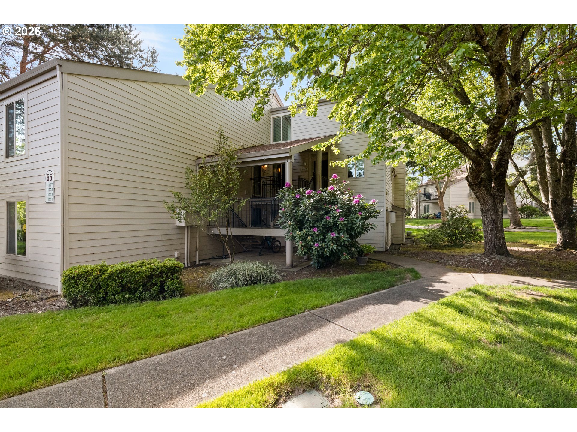 Photo #2: 561316869 Listing: Photo #2