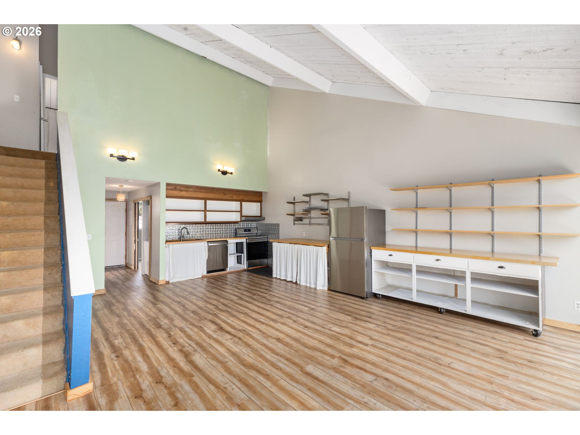 4 TOUCHSTONE UNIT 150, Lake Oswego, OR, 97035