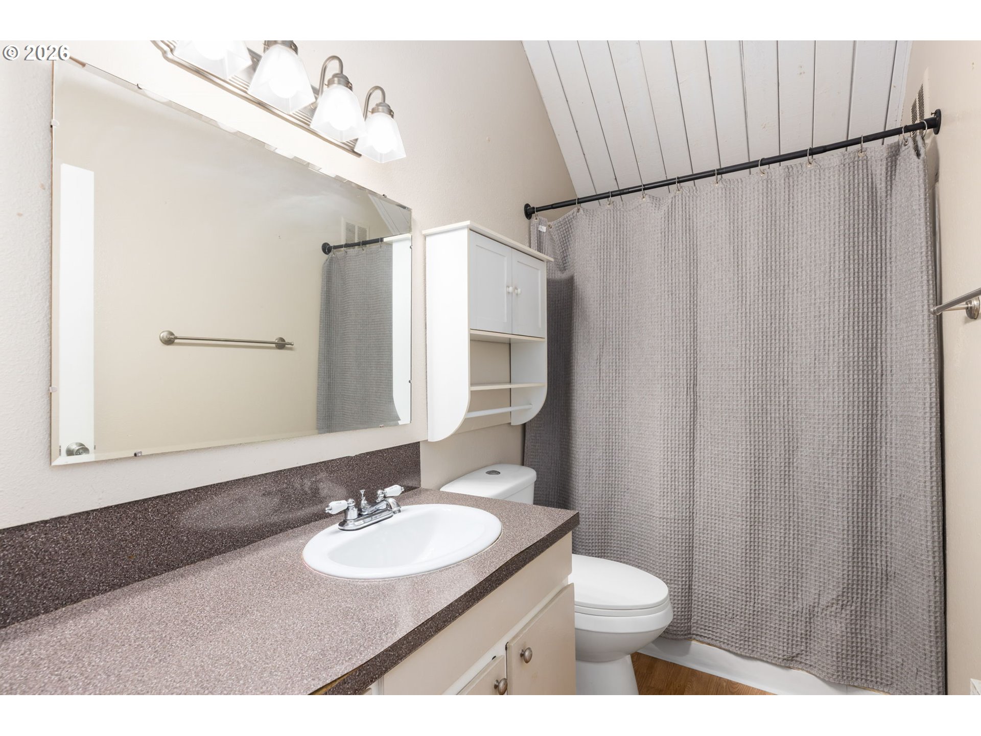 4 TOUCHSTONE UNIT 150, Lake Oswego, OR, 97035