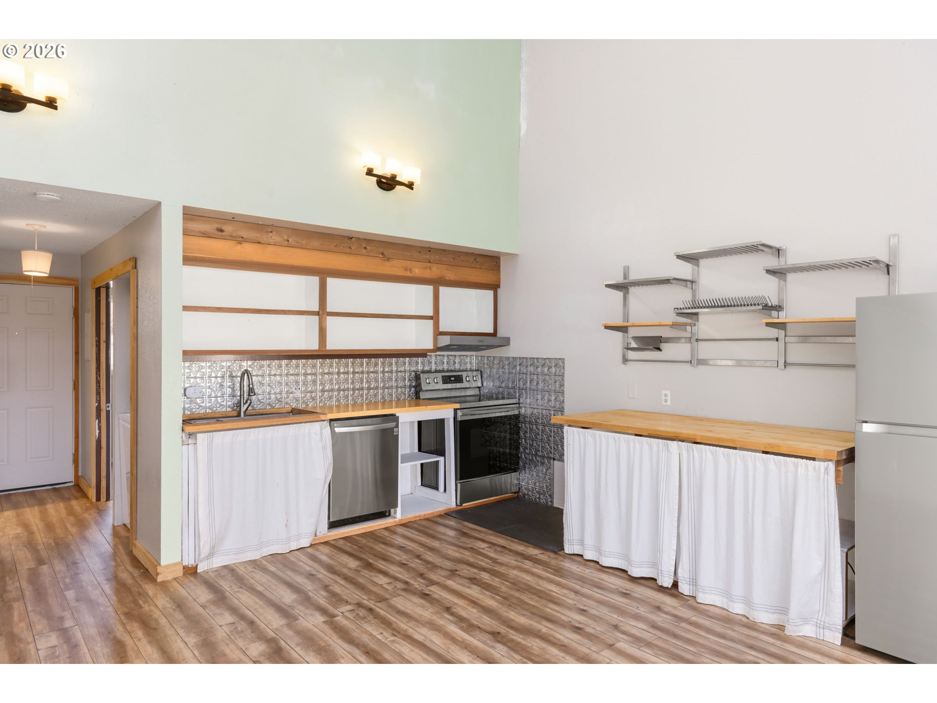 4 TOUCHSTONE UNIT 150, Lake Oswego, OR, 97035