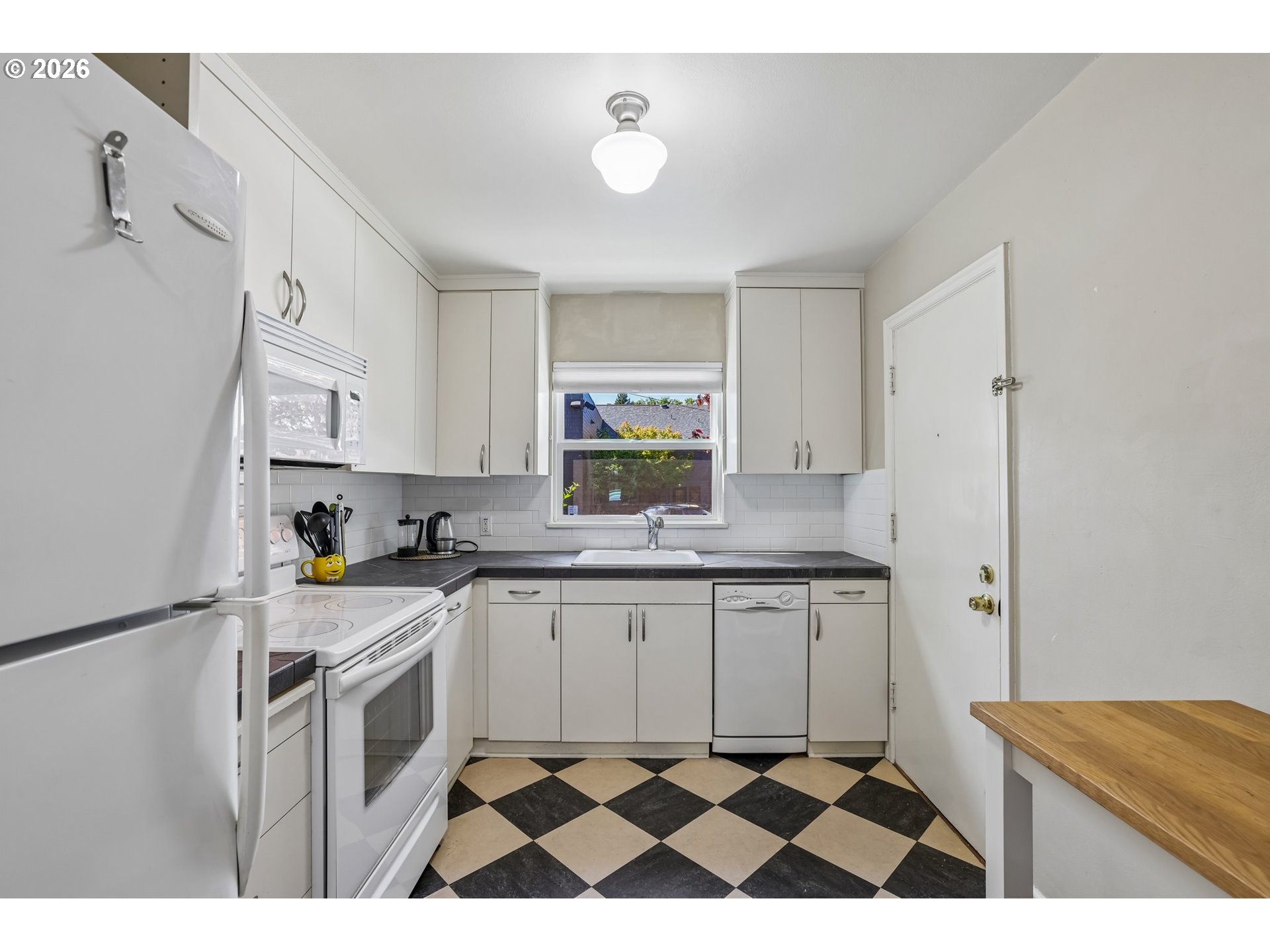 Photo #11: 561805685 Listing: Photo #11