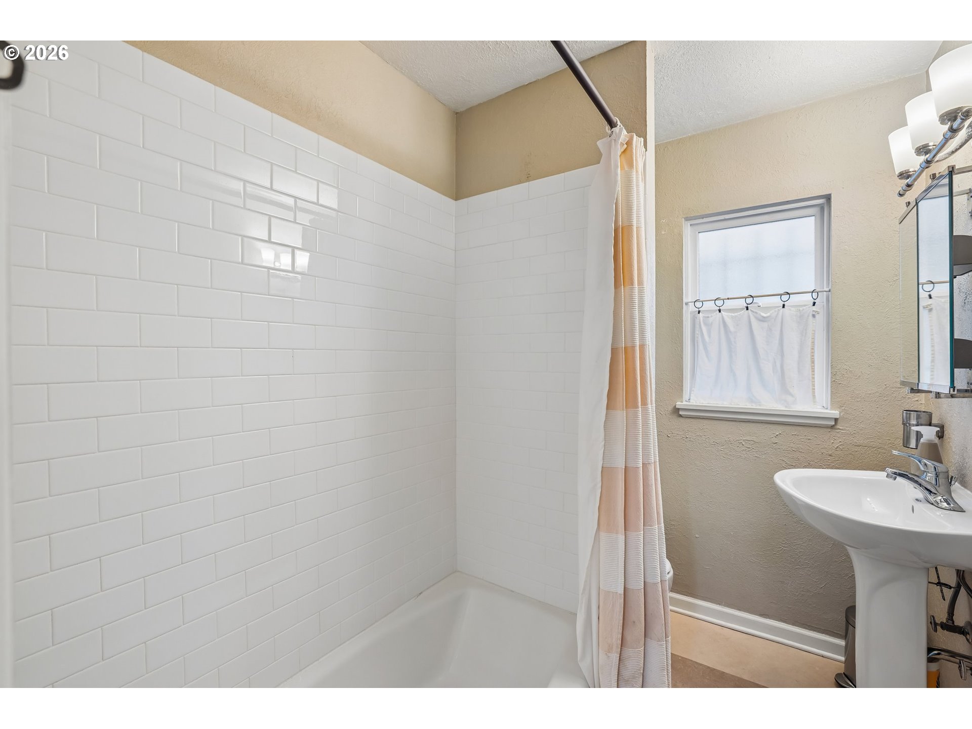 Photo #25: 561805685 Listing: Photo #25