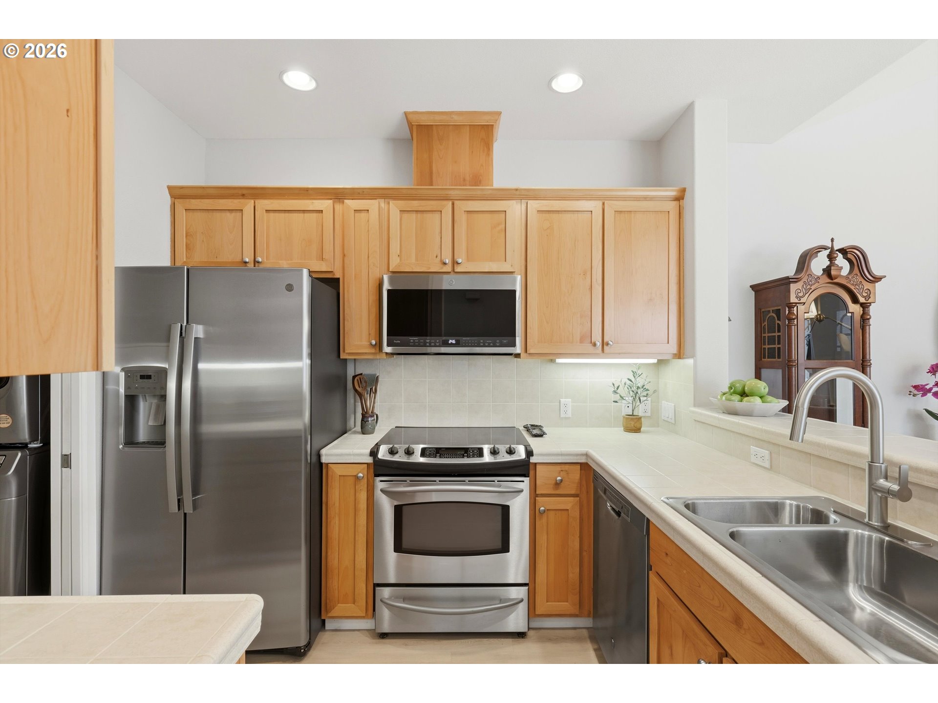 Photo #8: 561882858 Listing: Photo #8