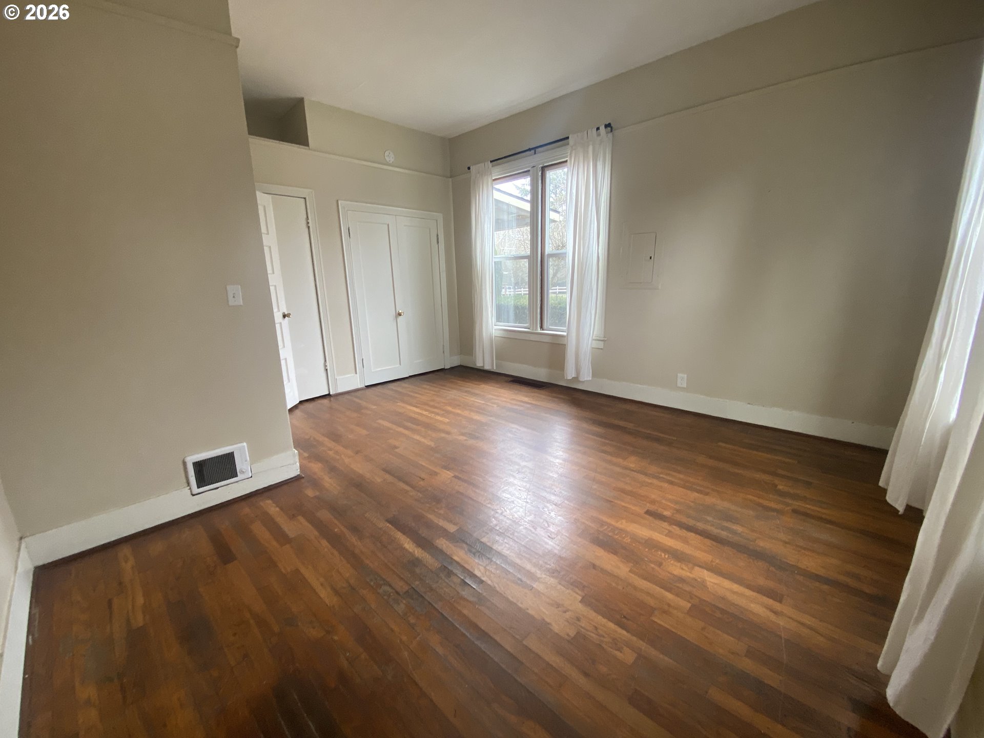 3026 SE TACOMA ST, Portland, OR, 97202