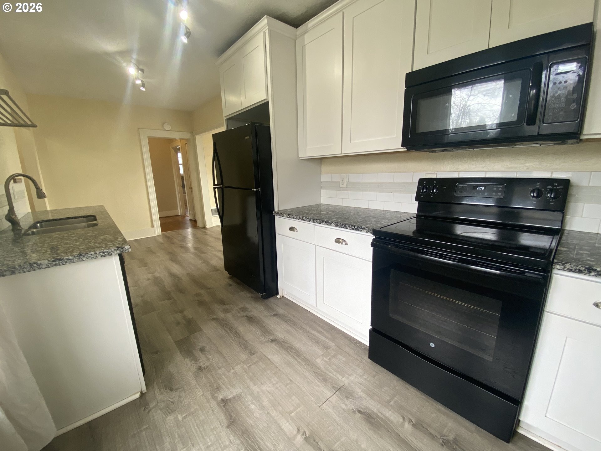 3026 SE TACOMA ST, Portland, OR, 97202