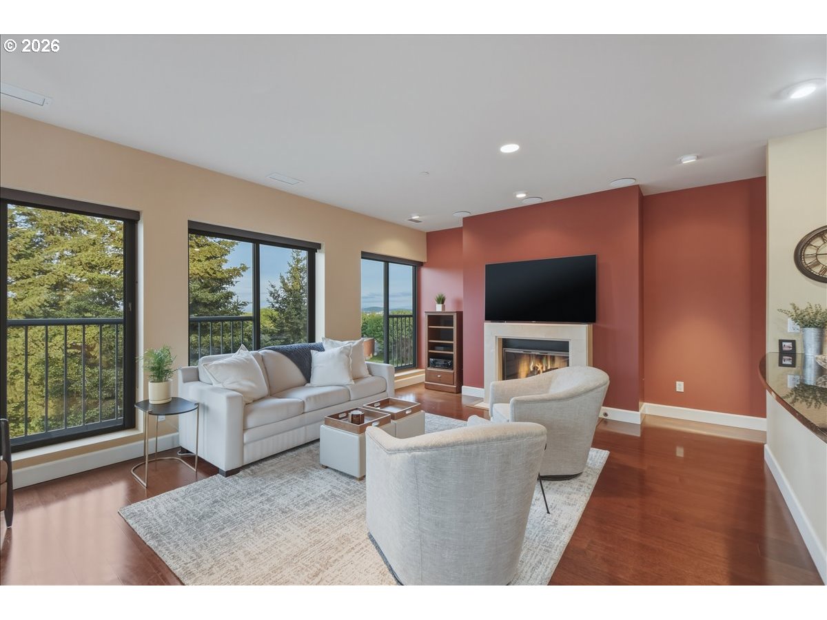 Photo #11: 562411022 Listing: Photo #11