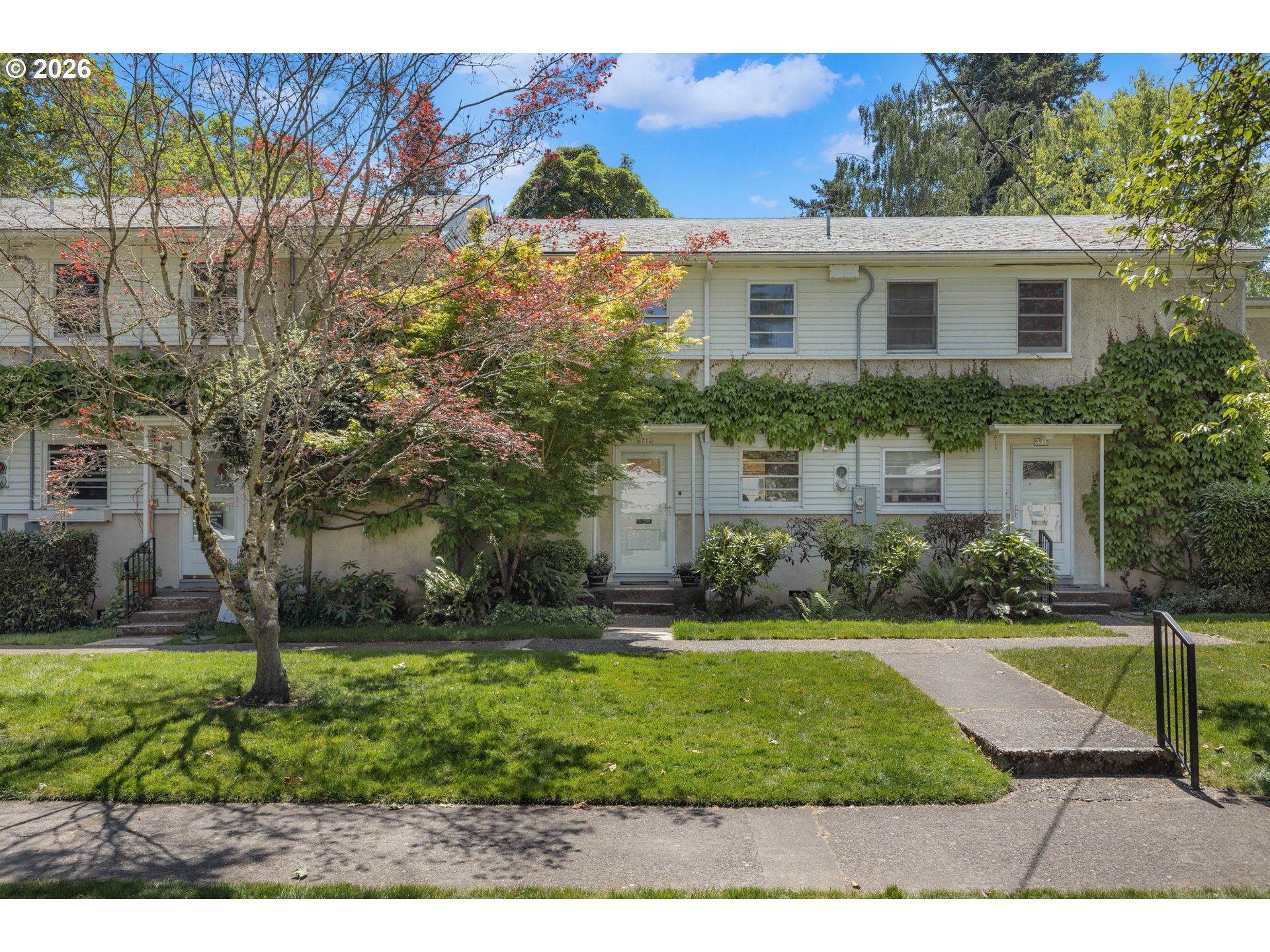 Photo #1: 562699872 Listing: Photo #1