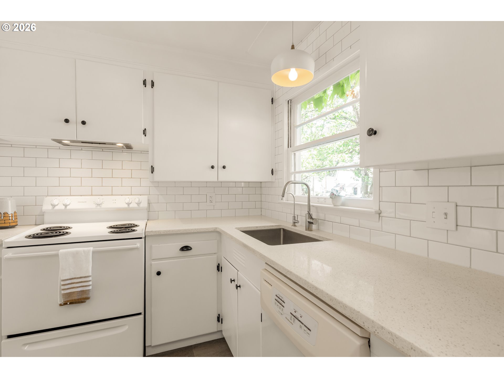 Photo #28: 562699872 Listing: Photo #28
