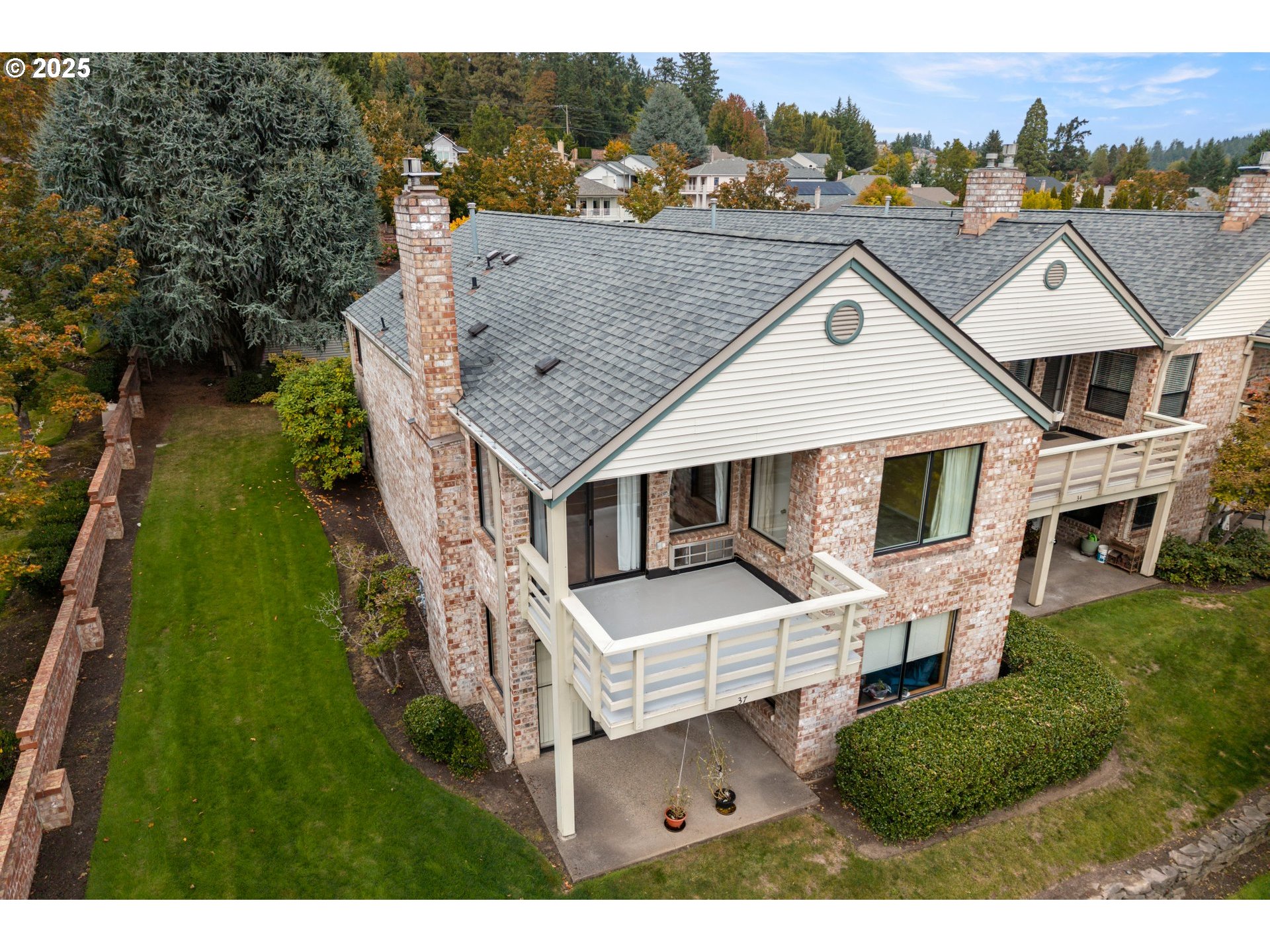 Photo #2: 563586452 Listing 