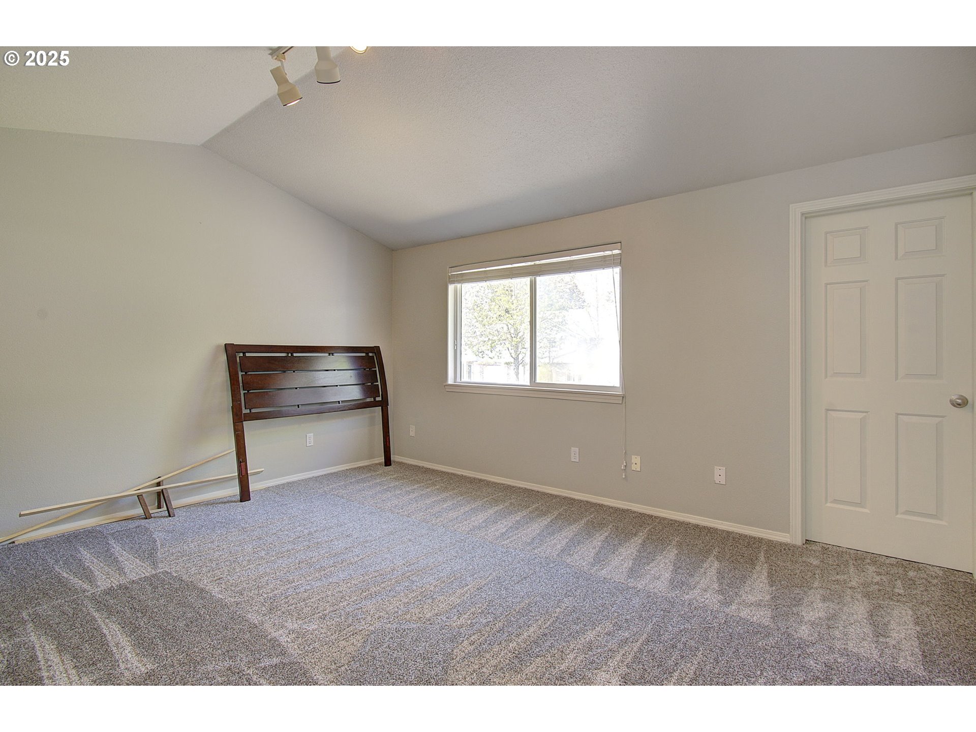 Photo #19: 564541407 Listing: Photo #19