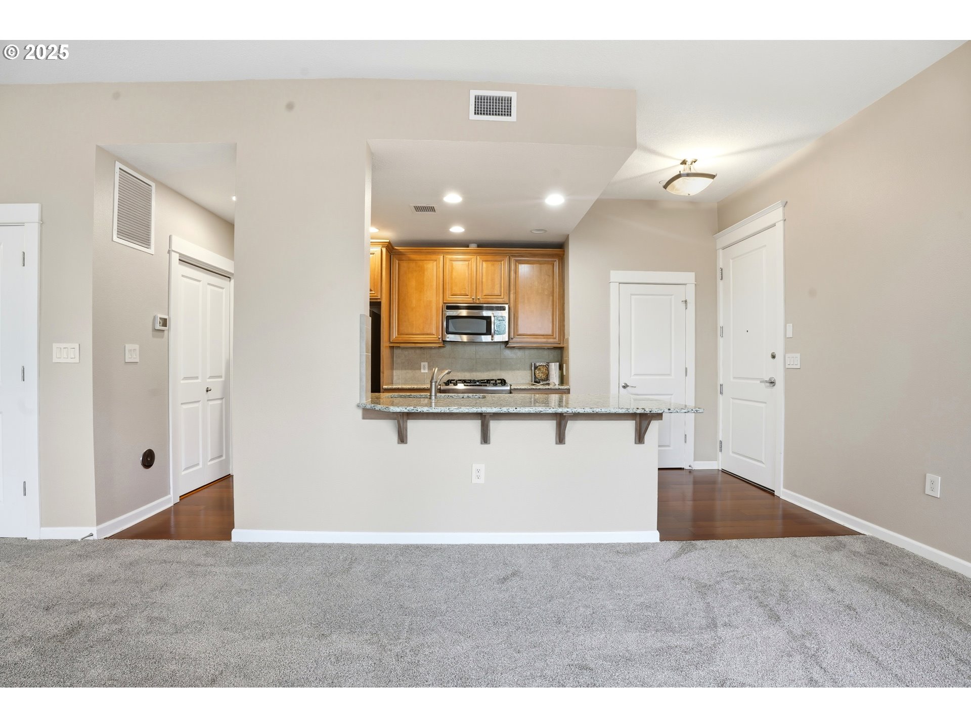 Photo #10: 565033388 Listing: Photo #10