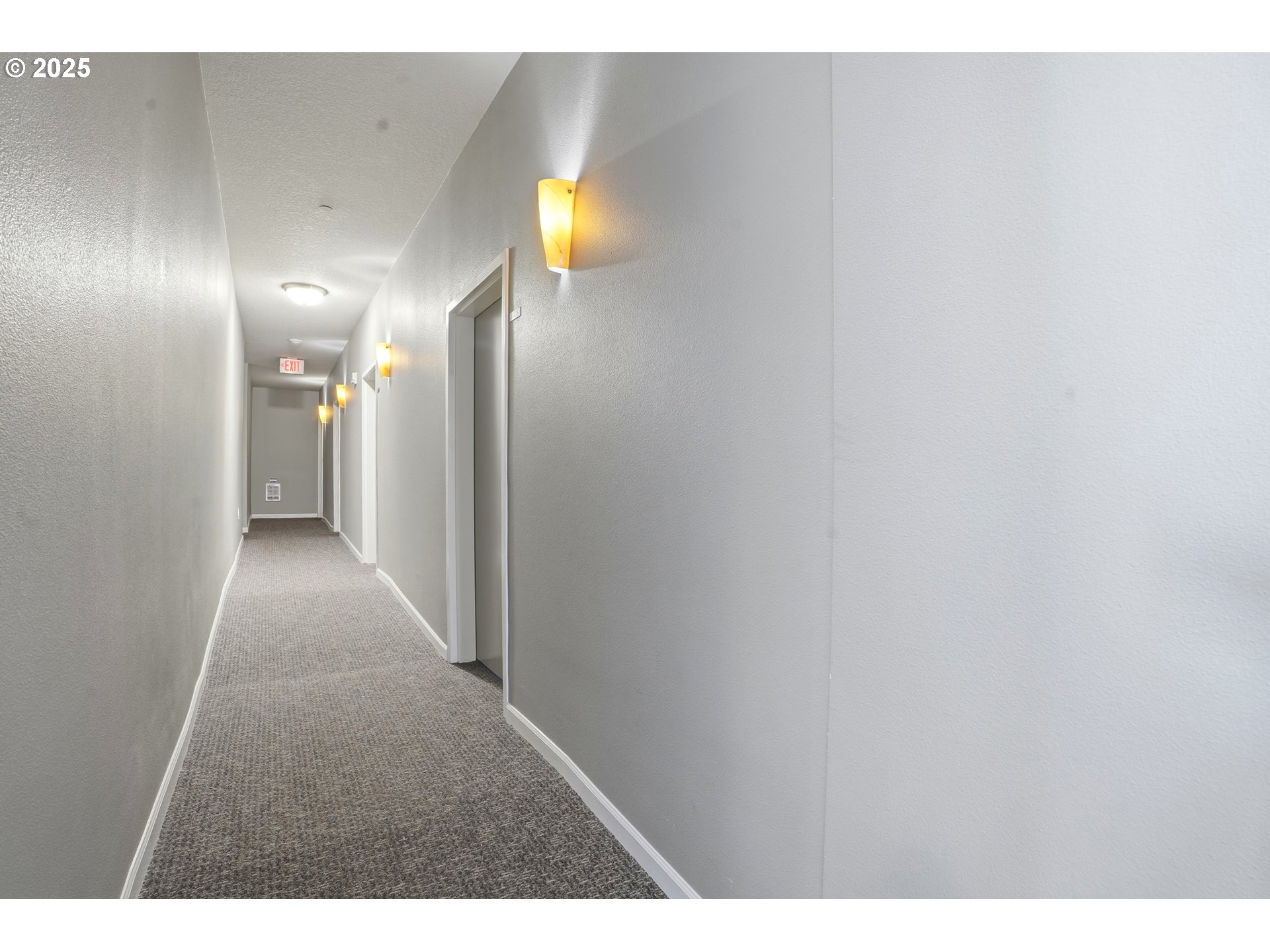 Photo #3: 565033388 Listing: Photo #3