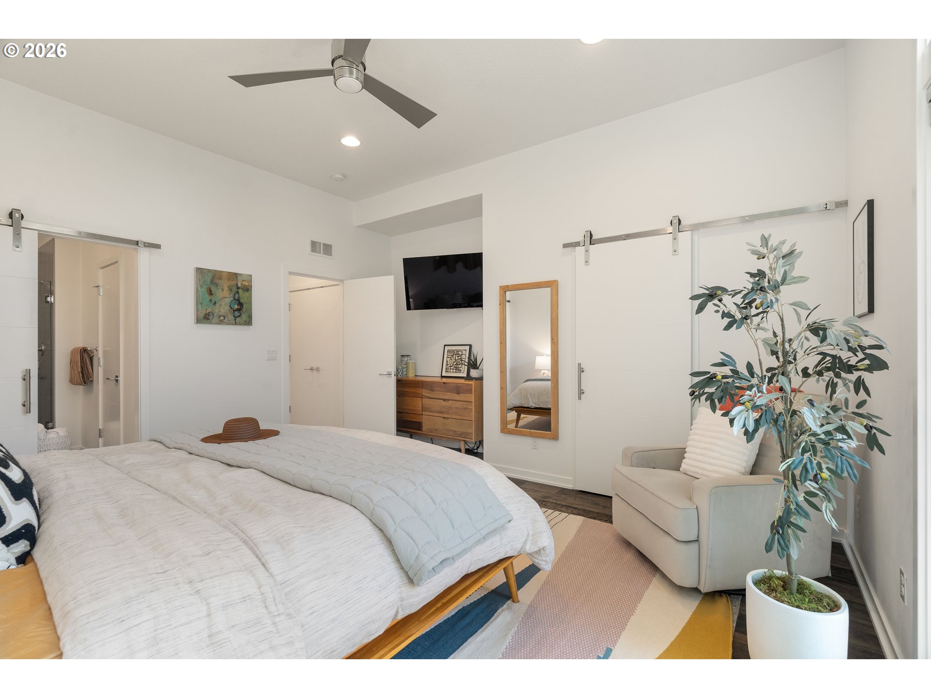 Photo #15: 565493303 Listing: Photo #15