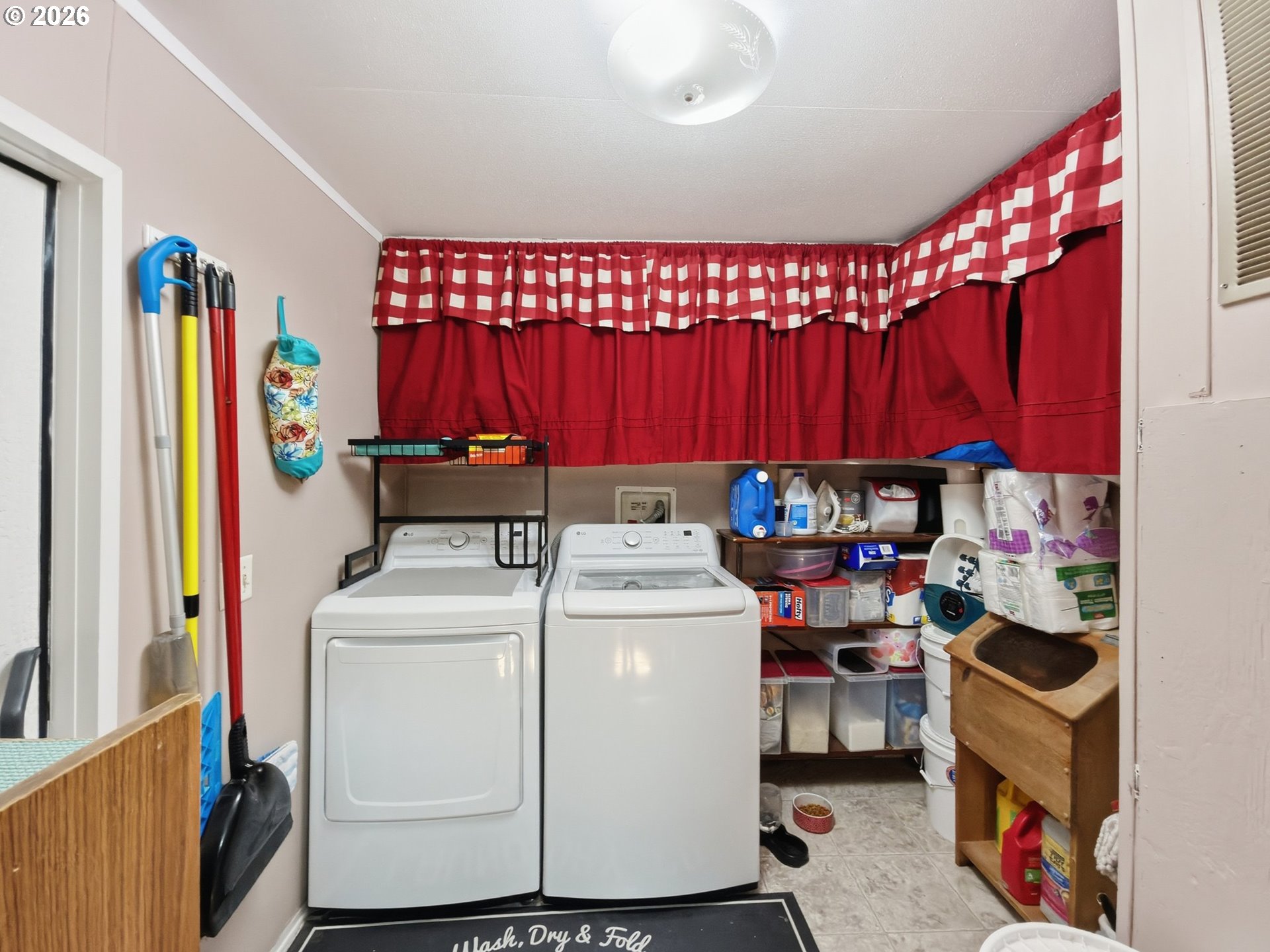 Property photo 14 of 43