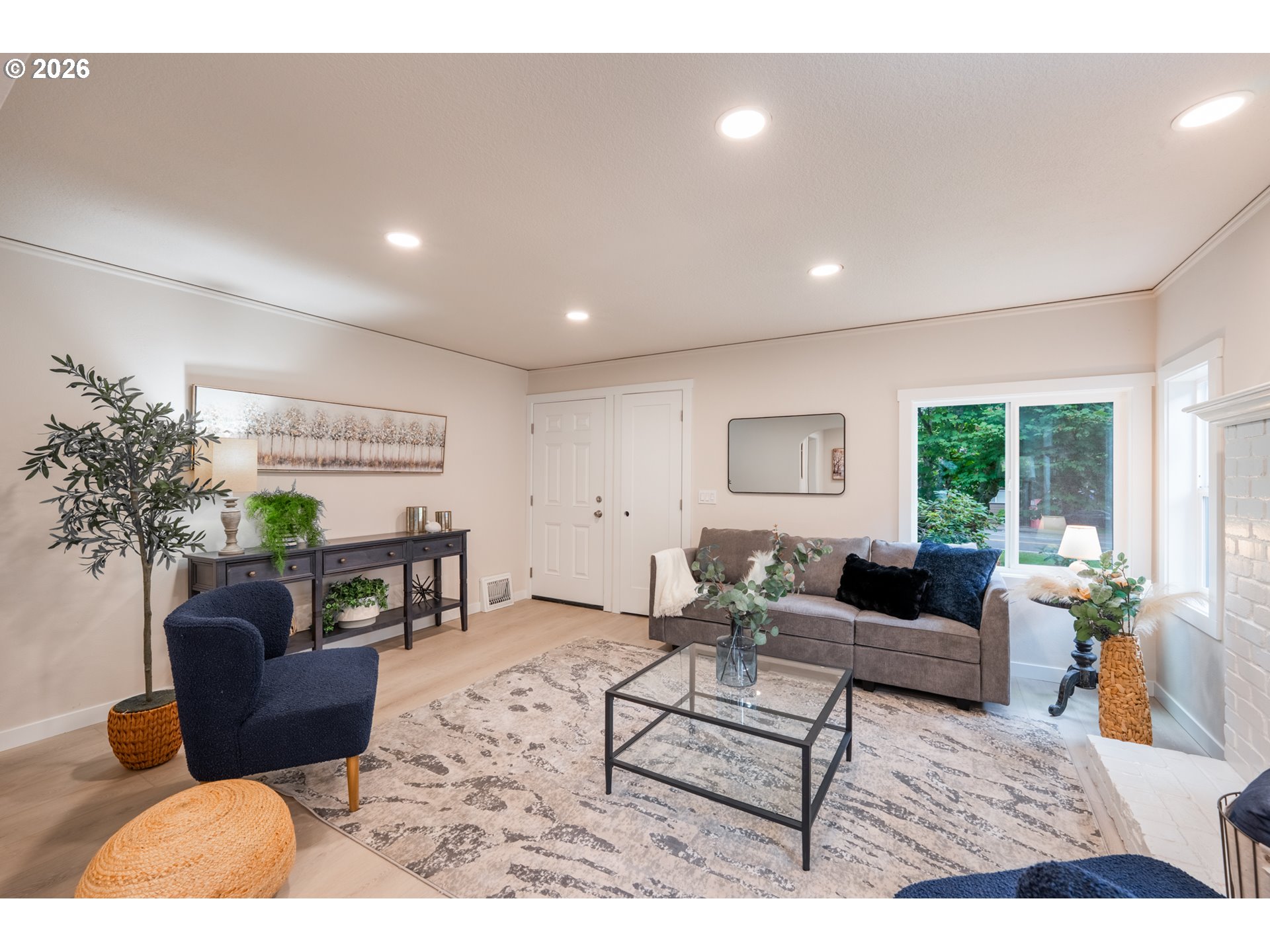 Photo #3: 565765911 Listing: Photo #3