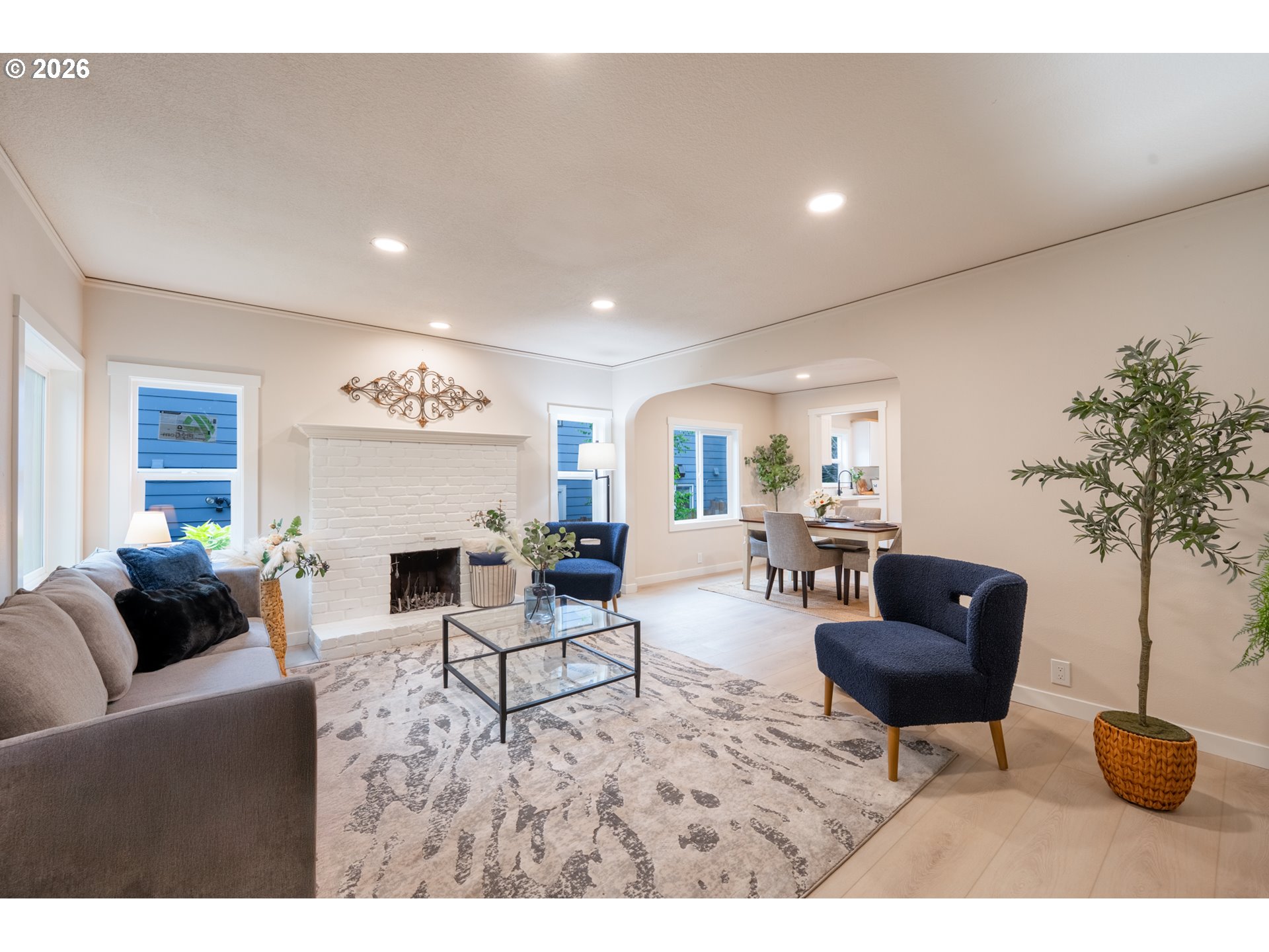 Photo #4: 565765911 Listing: Photo #4