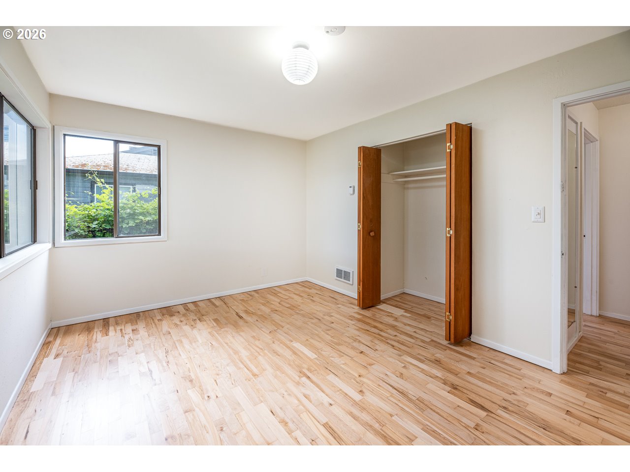 Property photo 12 of 32