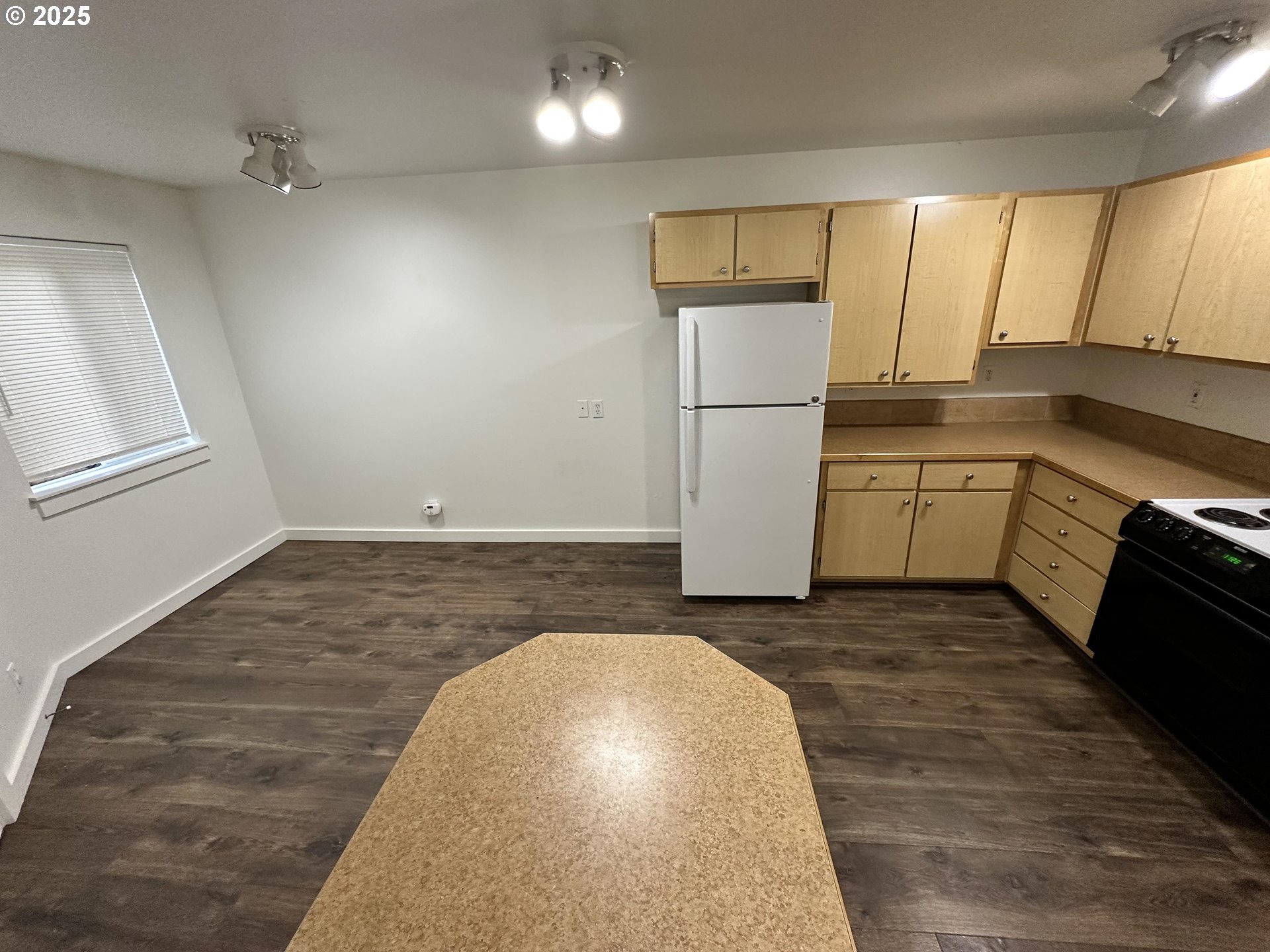 Photo #7: 566945864 Listing: Photo #7