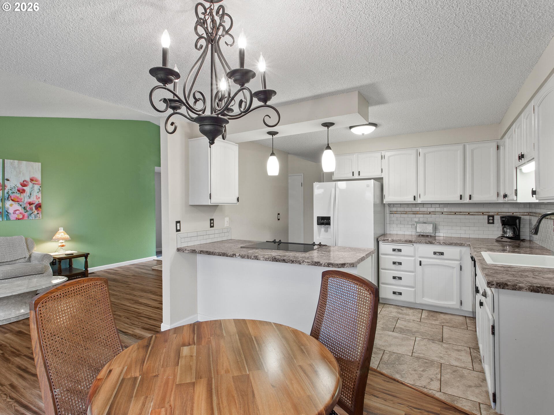 Photo #14: 567101558 Listing: Photo #14