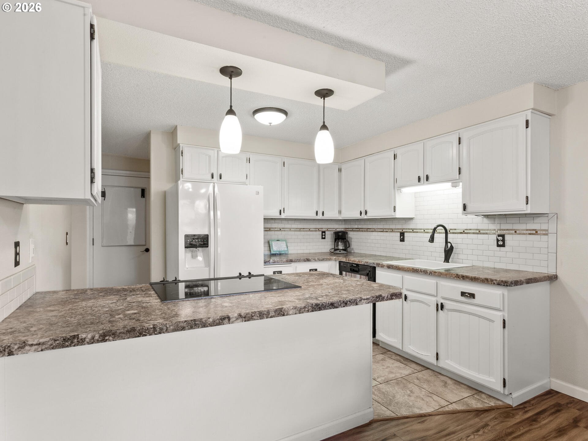 Photo #16: 567101558 Listing: Photo #16