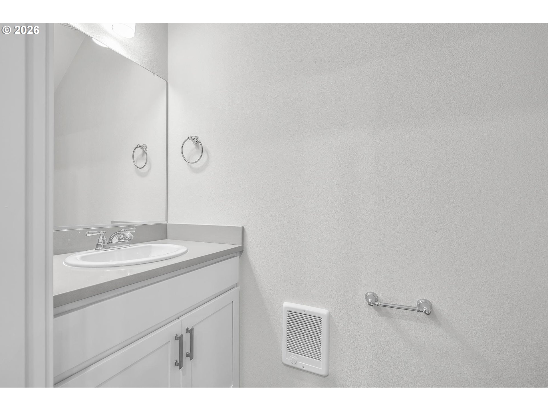 Photo #10: 569379635 Listing: Photo #10