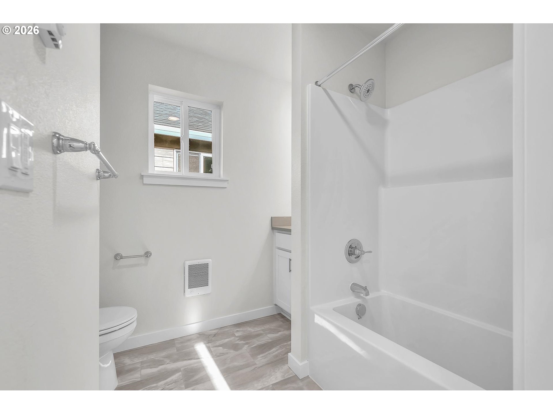 Photo #17: 569379635 Listing: Photo #17