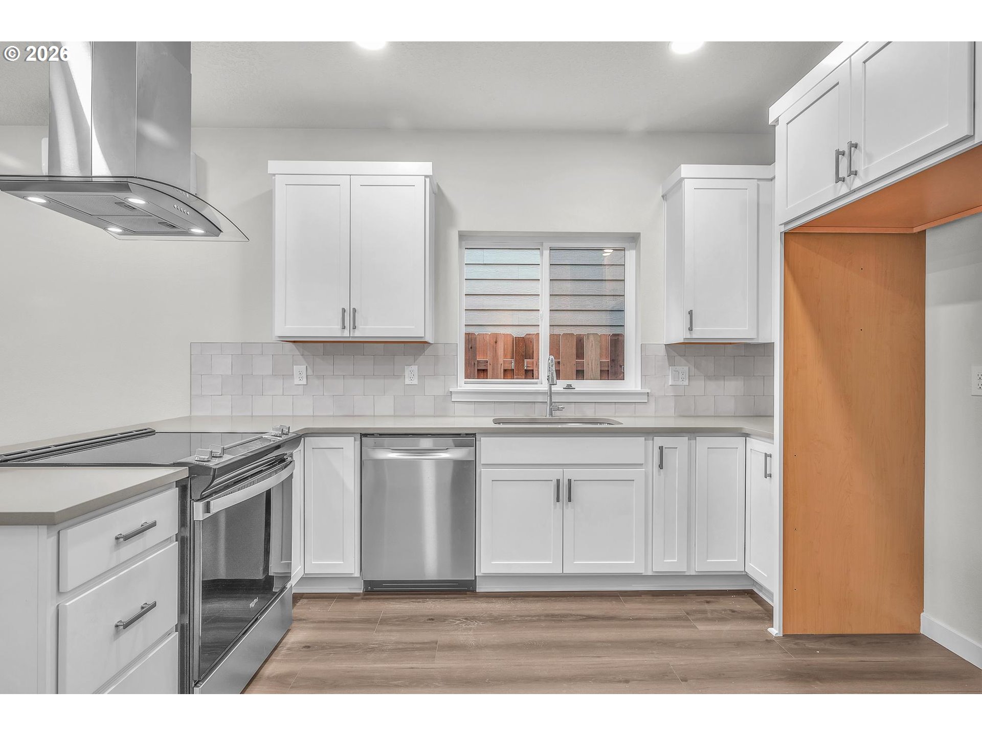 Photo #5: 569379635 Listing: Photo #5