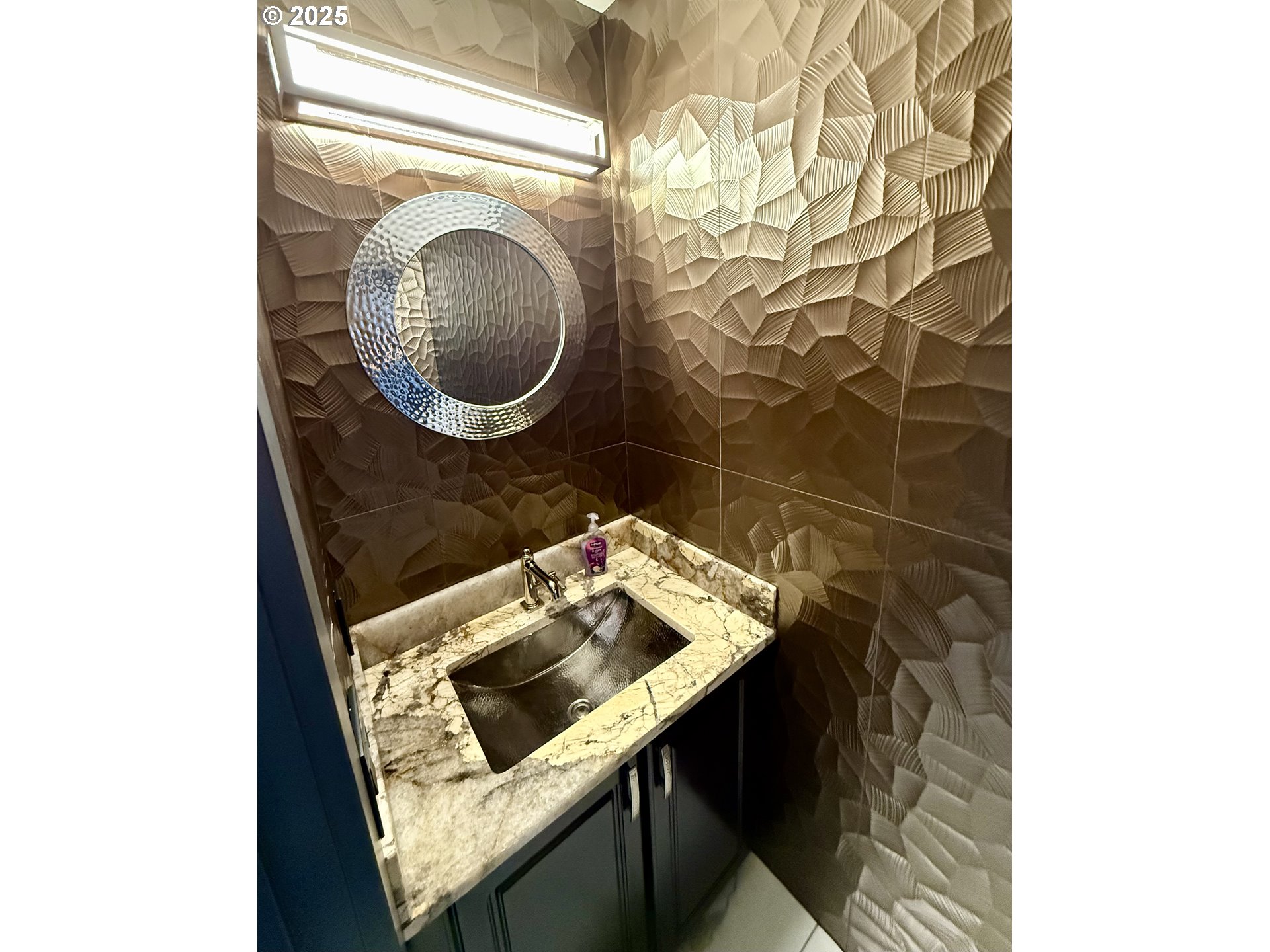 Photo #8: 569387795 Listing: Photo #8