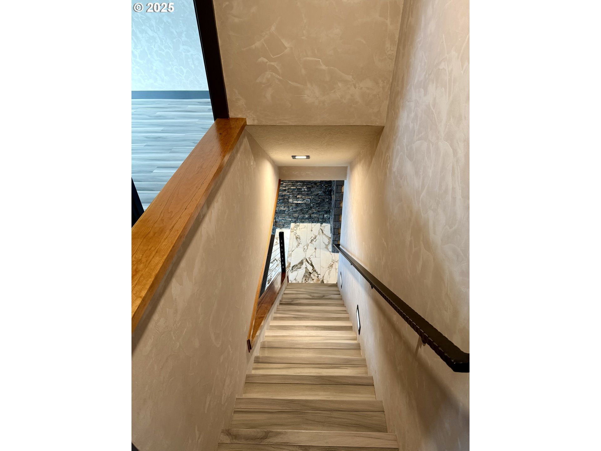 Photo #10: 569387795 Listing: Photo #10