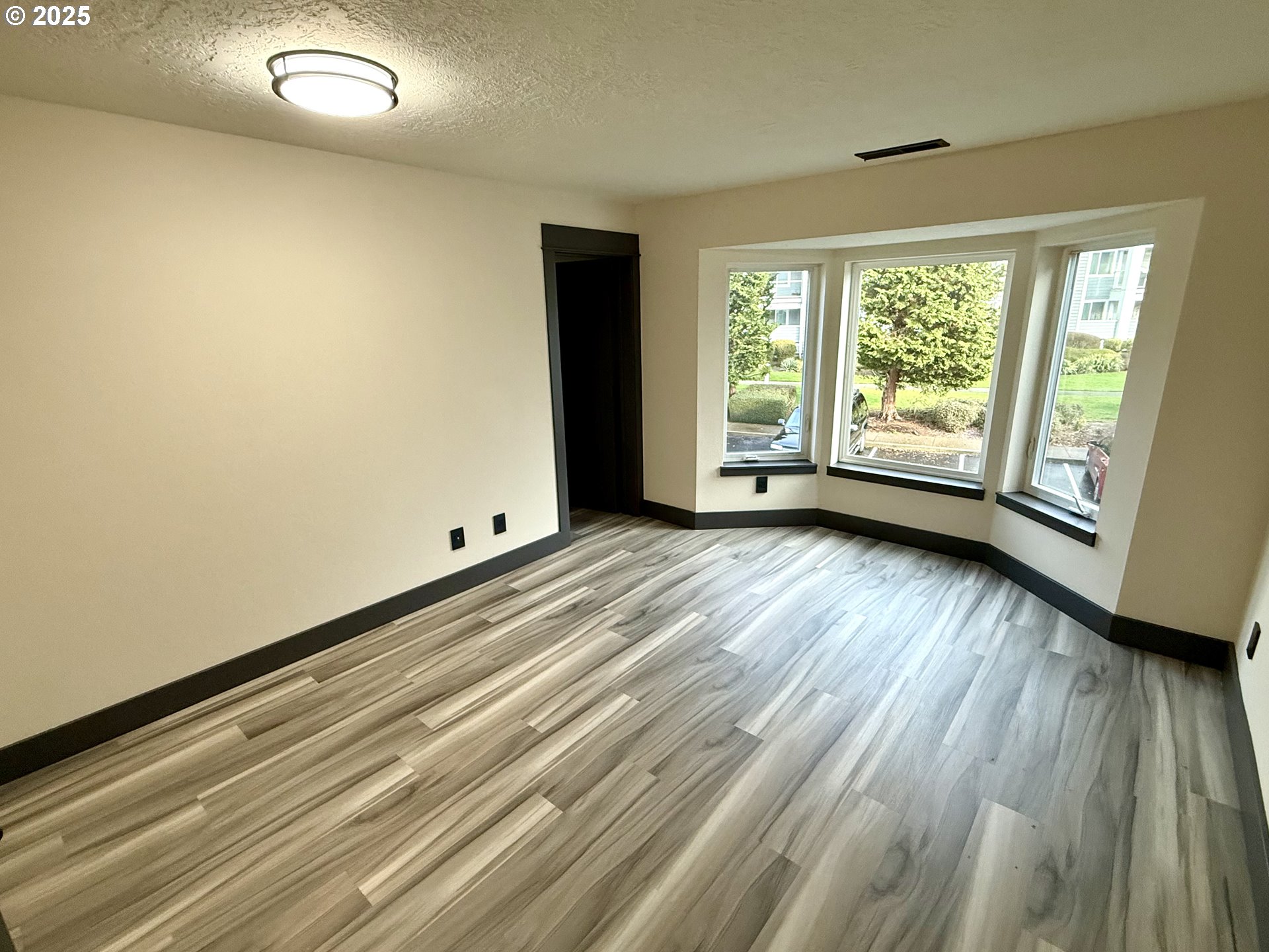 Photo #16: 569387795 Listing: Photo #16