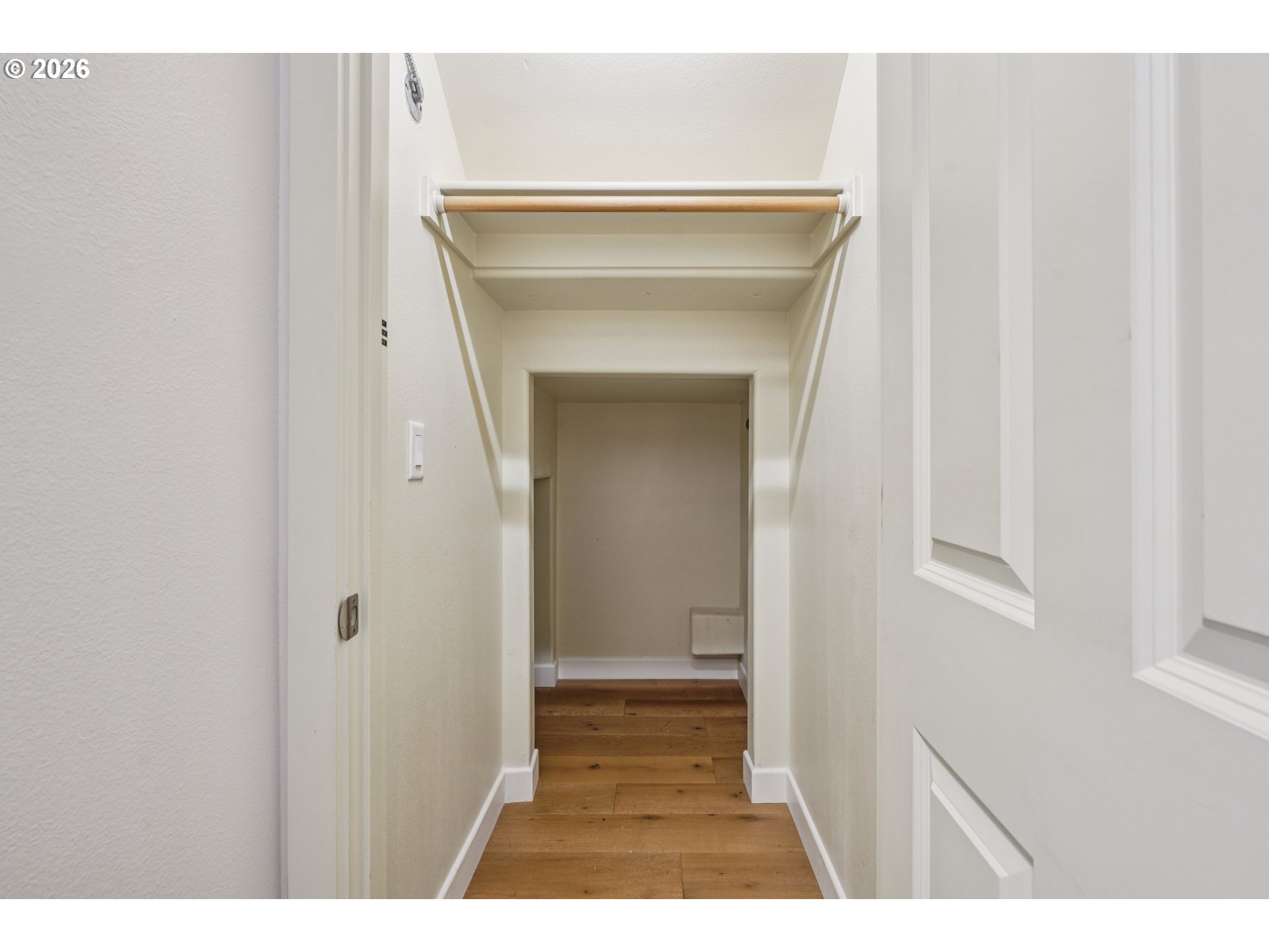 Photo #8: 569488965 Listing: Photo #8