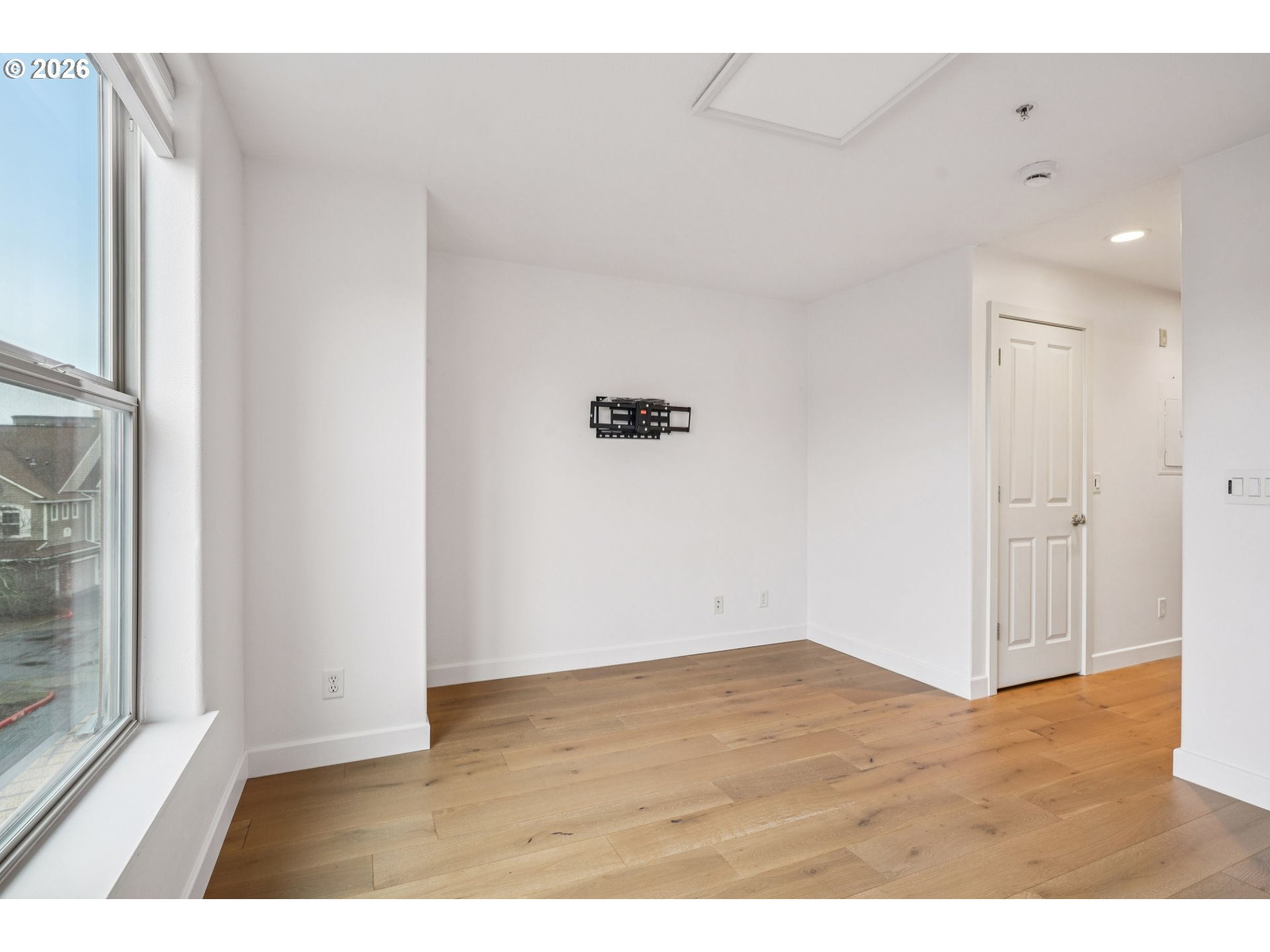 Photo #15: 569488965 Listing: Photo #15