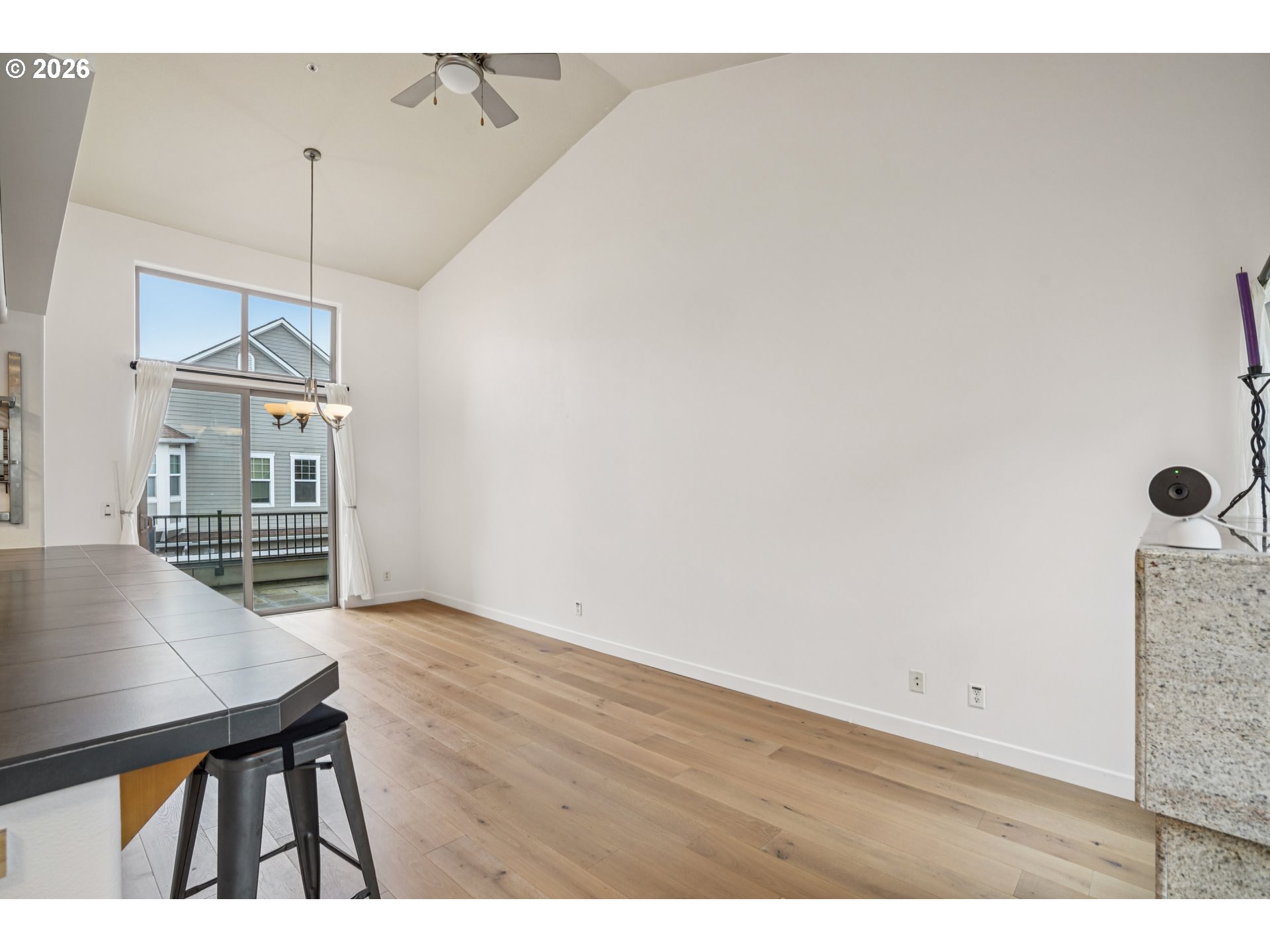 Photo #4: 569488965 Listing: Photo #4